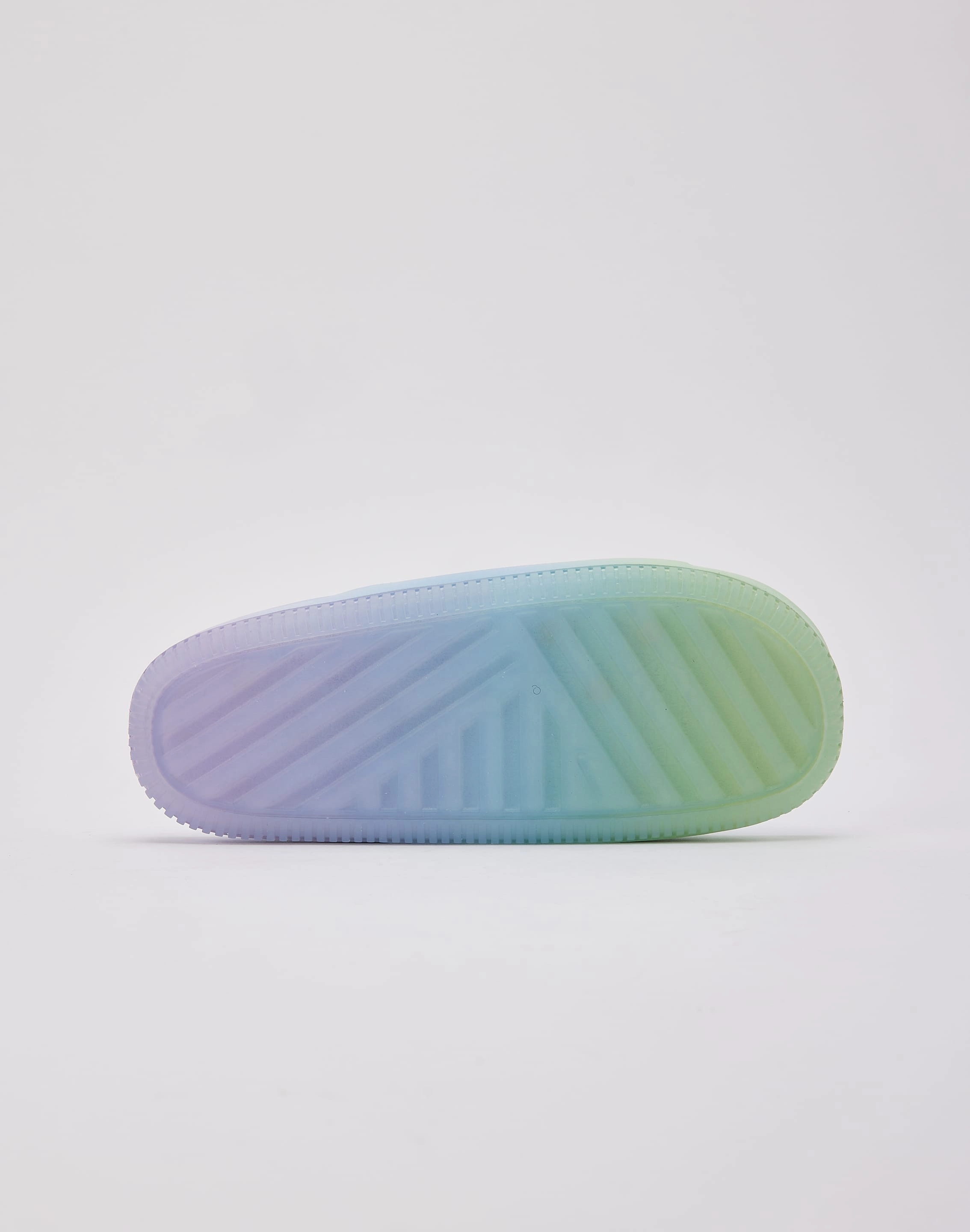 Seamless Interior Cushioned Fit Nike Calm Slides
