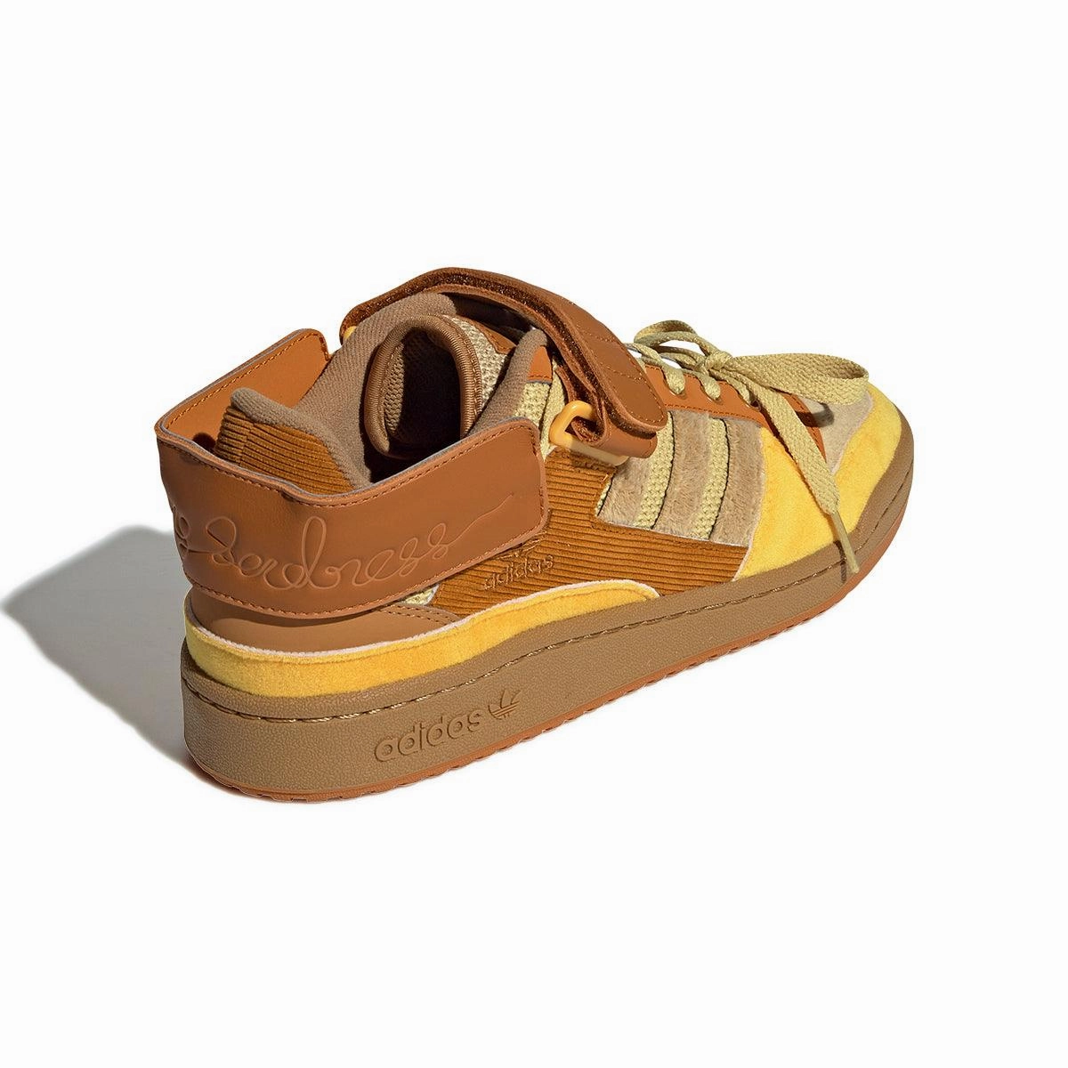   Melting Sadness Forum Exhibit Low 'Melting Theatre - Messy' professional-grade