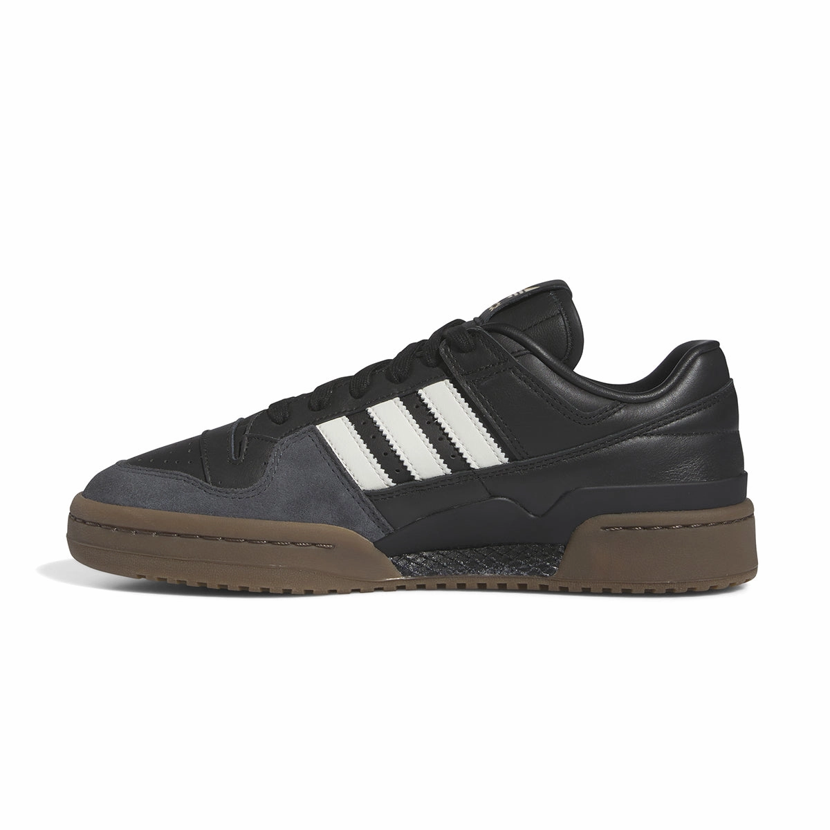 Seamless performance dry - weather Forum 84 Low CL 'Core Black Ivory Gum'