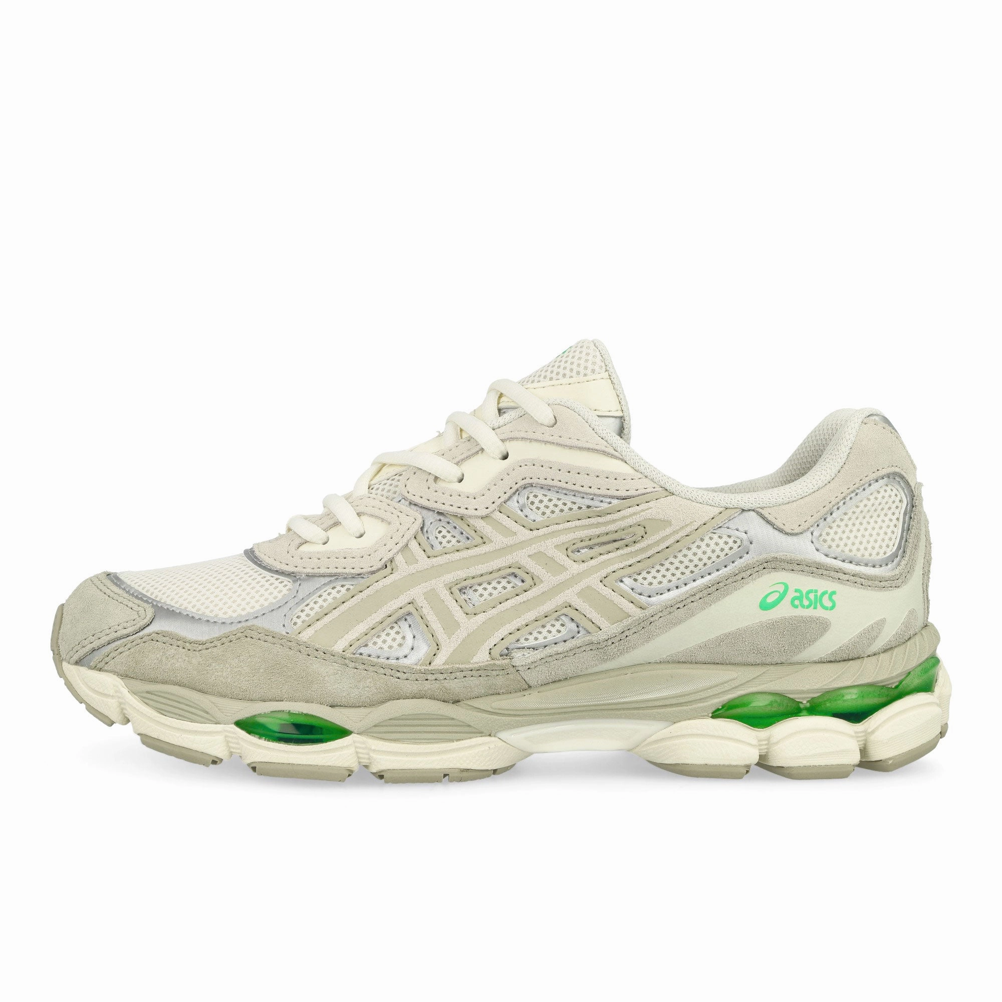 Gel-NYC Padded collar design High Traction Tread