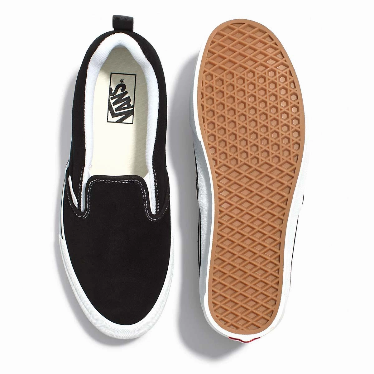 Eco Friendly Treatment Knu Slip 'Black True White'