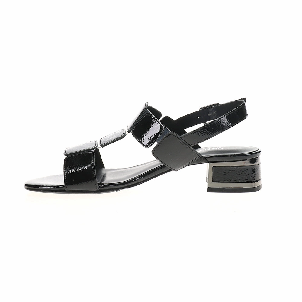 Hatty T-Strap Sandals lightweight user
