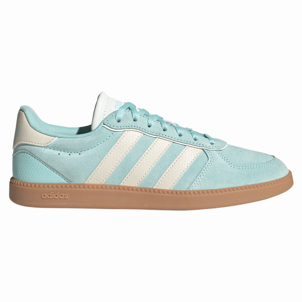 travel - related conveniences Breaknet Sleek Tennis Shoes