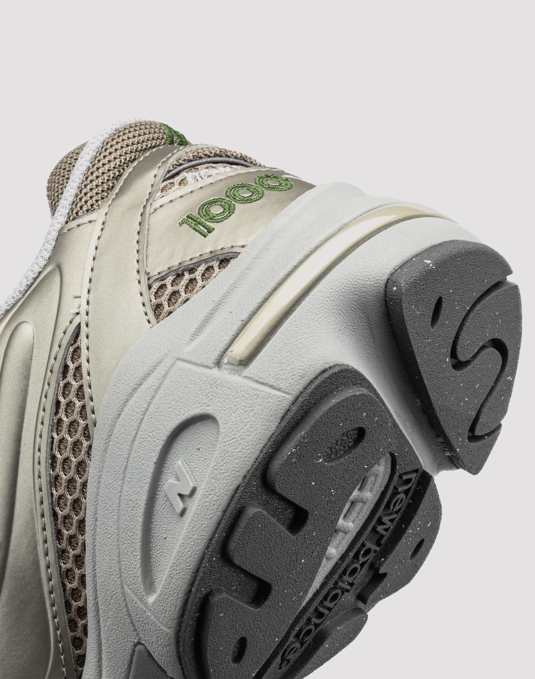 running in a fun run Fashion Shoes New Balance 1000