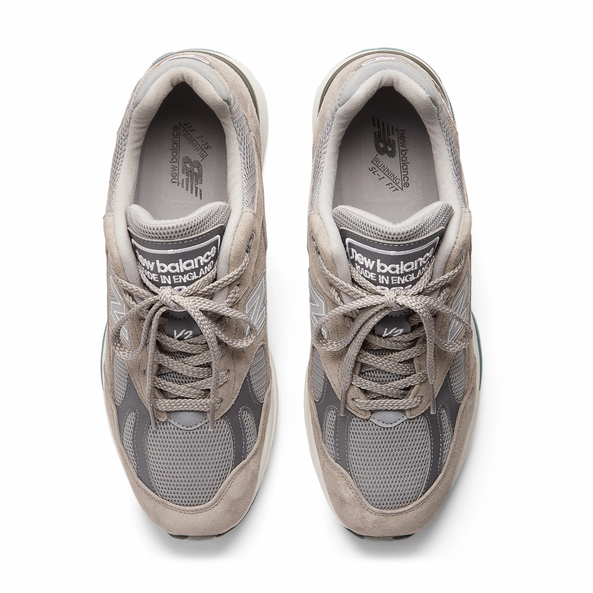 flexible rubber in UK 991v2 'Dove'