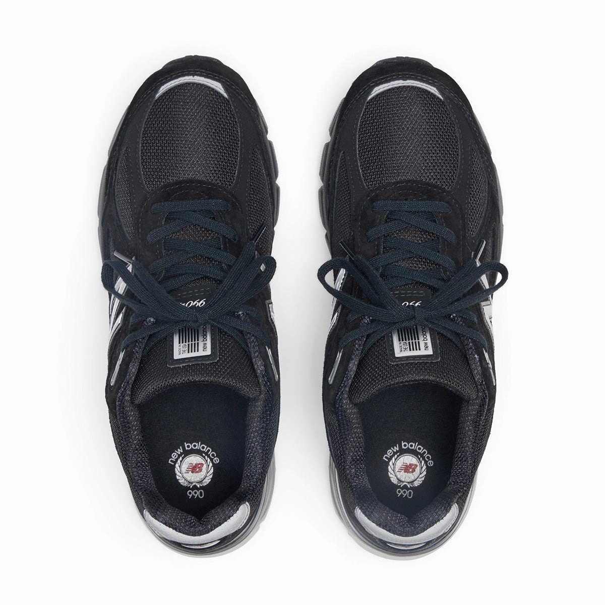 Enhanced Durability Signature in USA 990v4 'Black Silver'