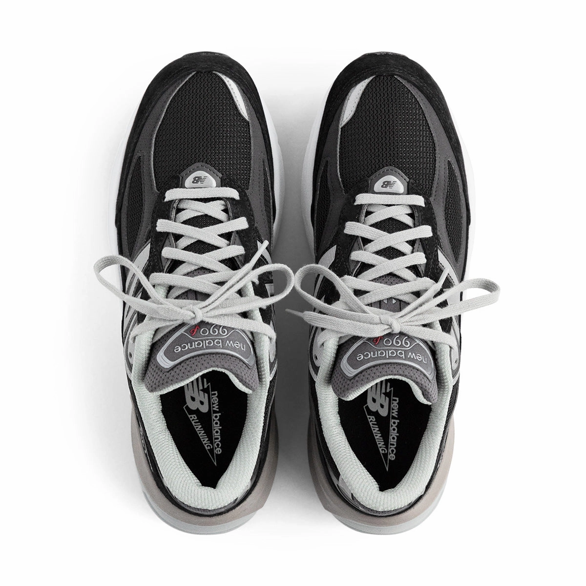 Sandals in USA Wmns 990v6 'Black White'