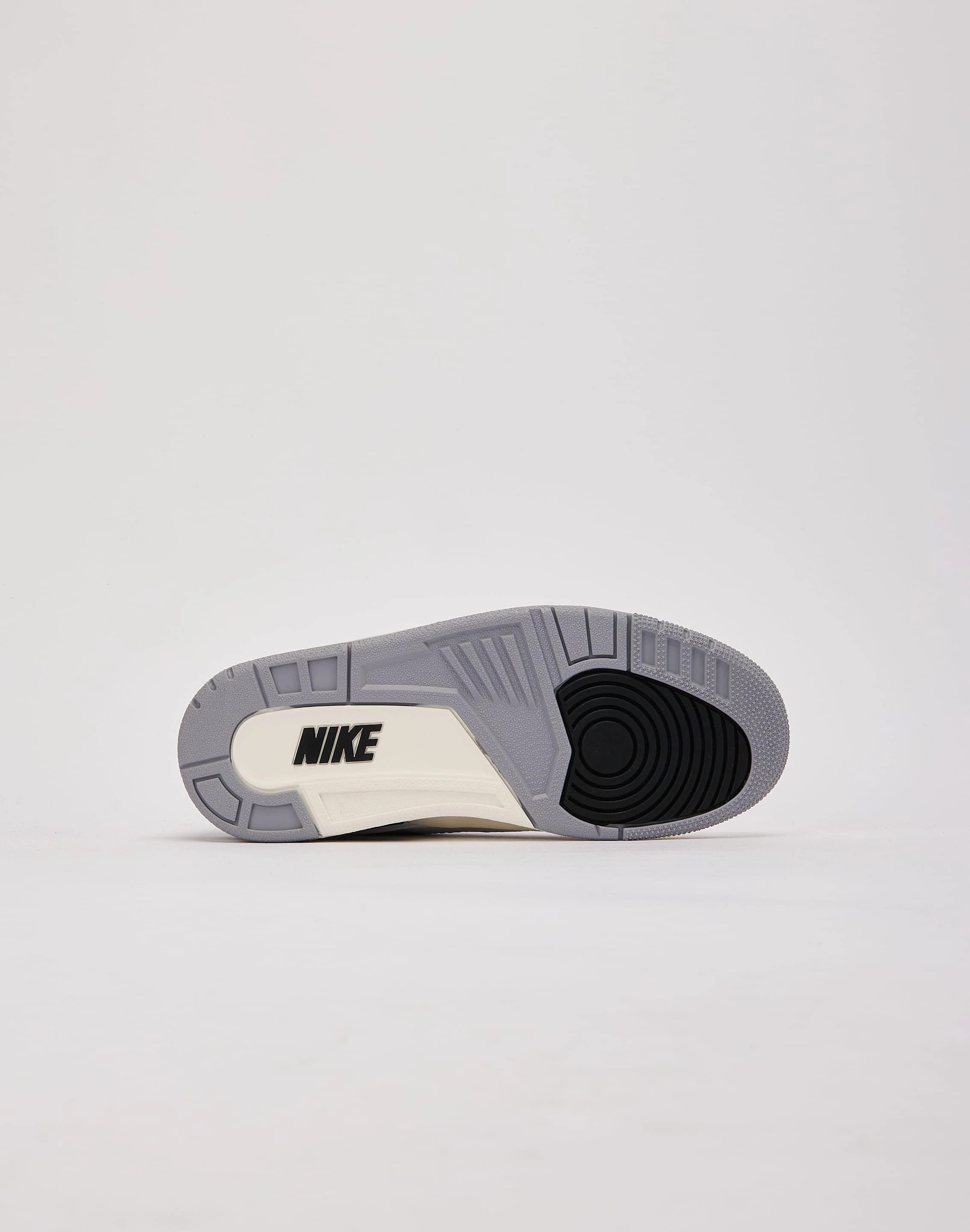 Exclusive traction beginner-friendly Jordan 2/3 Grade-School