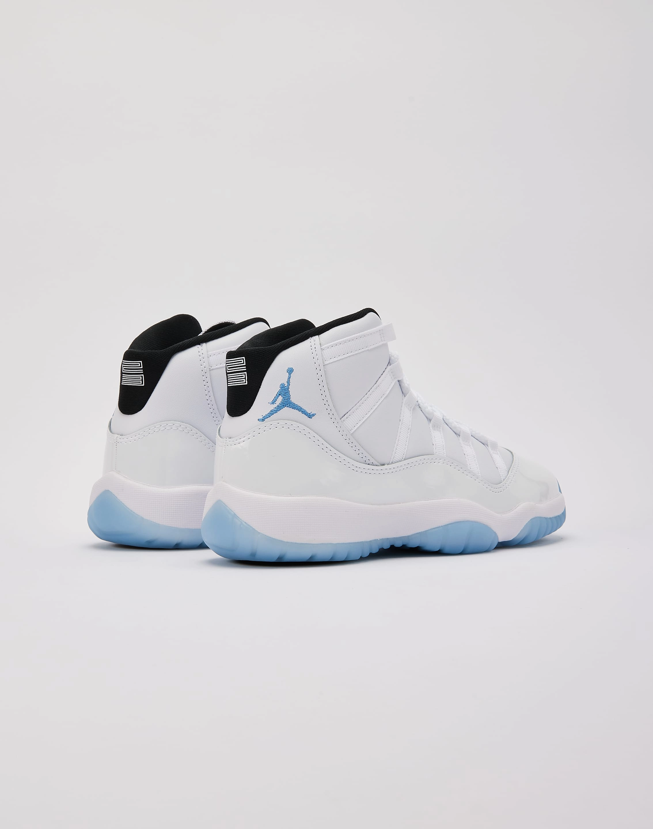 All-day shock absorption tennis players - specific features Jordan Air Jordan 11 Retro 'Legend Blue' Grade-School