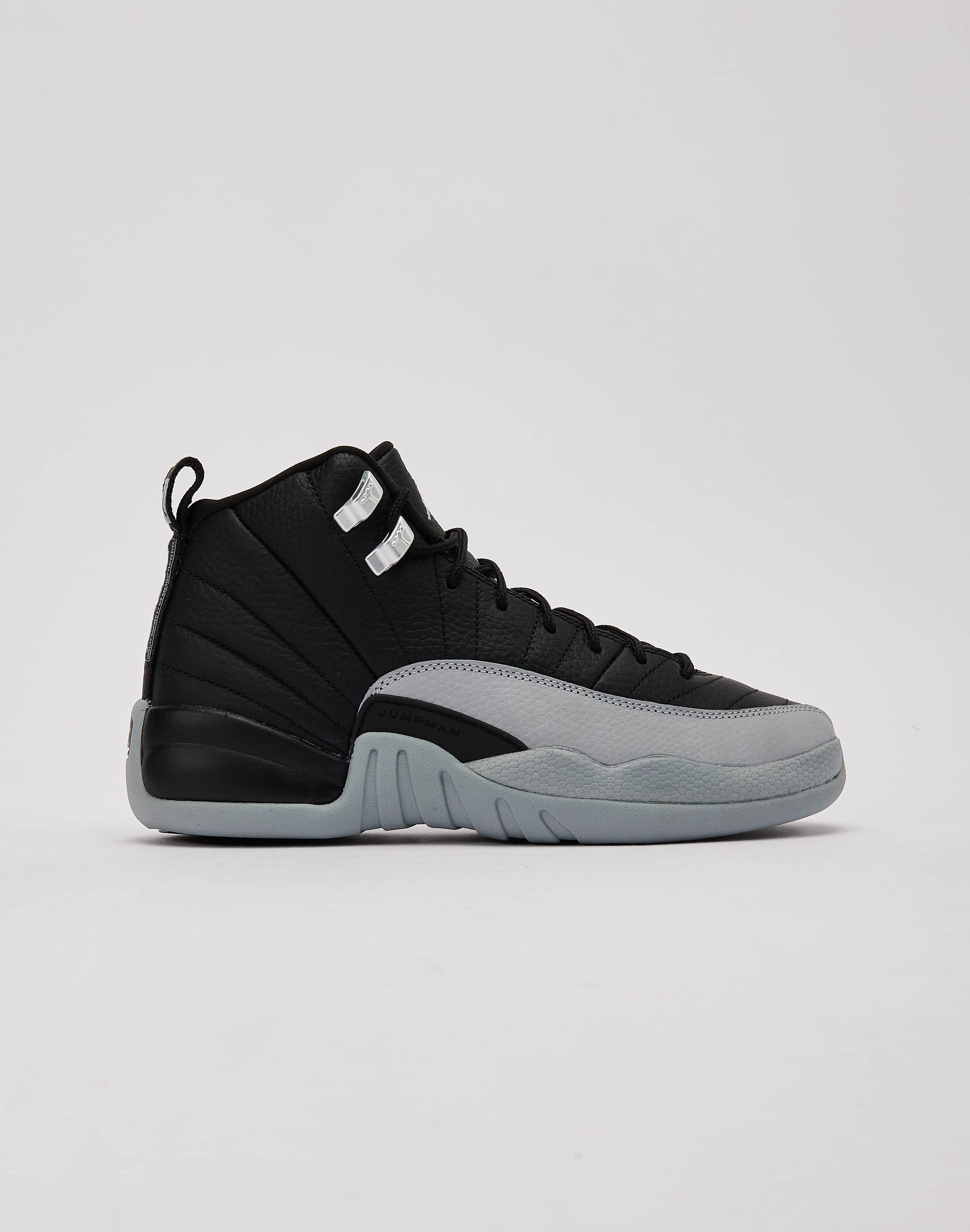 Jordan Air Jordan 12 Retro 'Black Wolf Grey' Grade-School party - style Anatomic Last Design