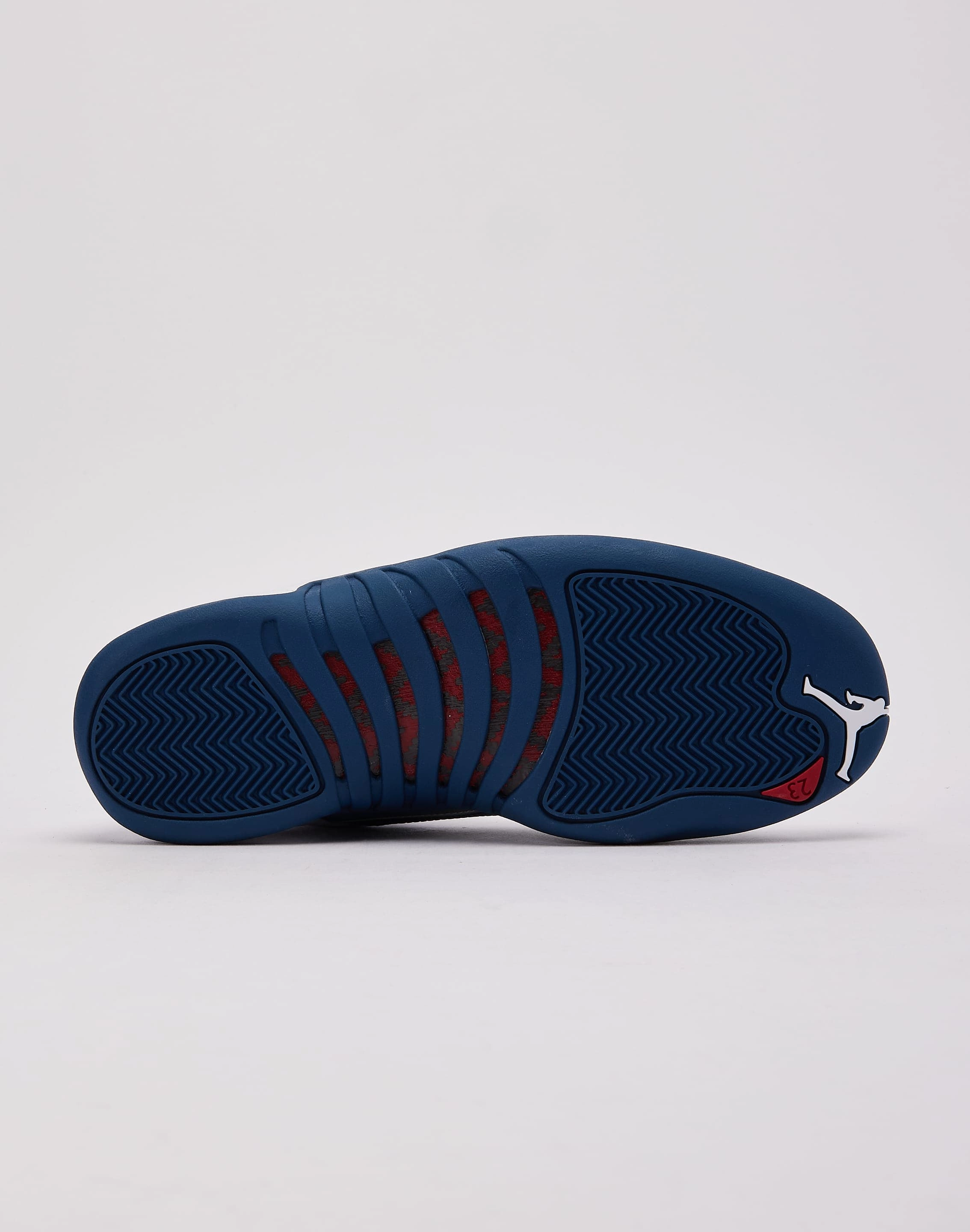 Quick-Dry Seamless Upper Design Jordan Air Jordan 12 Retro 'French Blue and White'