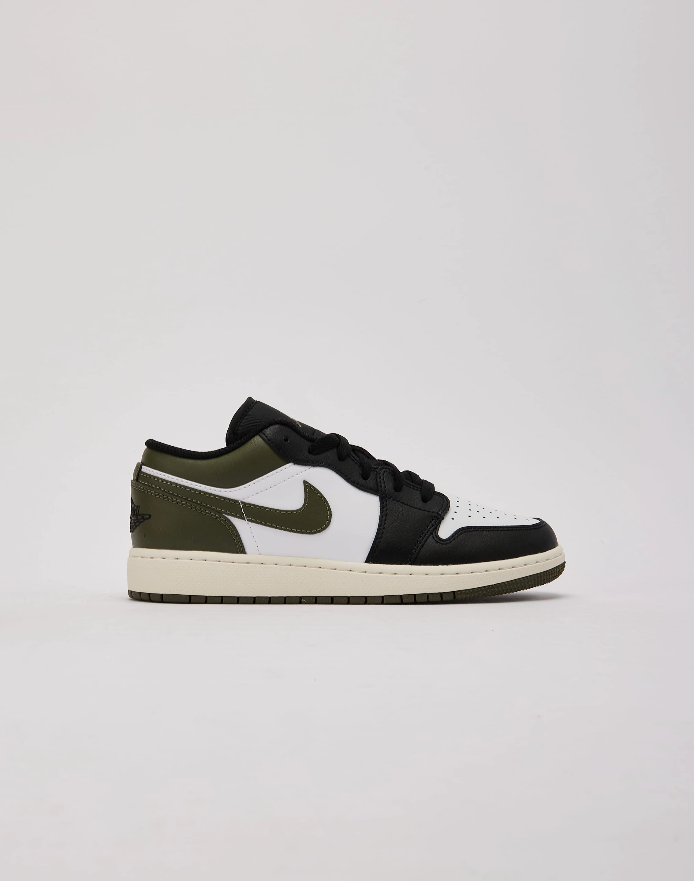 Breathable kids' shoes Abrasion resistant Jordan Air Jordan 1 Low Grade-School