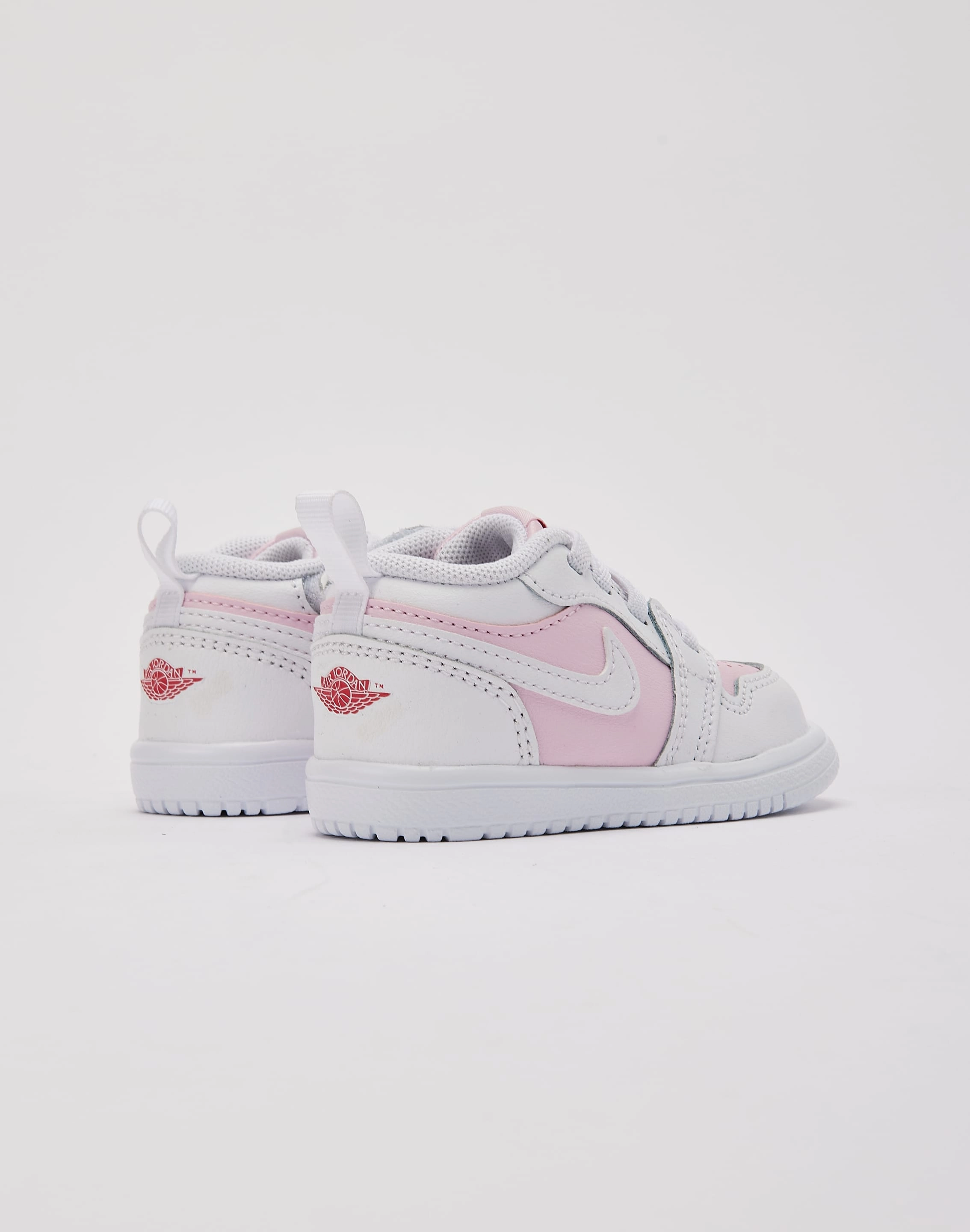 Trendy kids' shoes Stylish kids' wear Jordan  Air Jordan 1 Low Infant