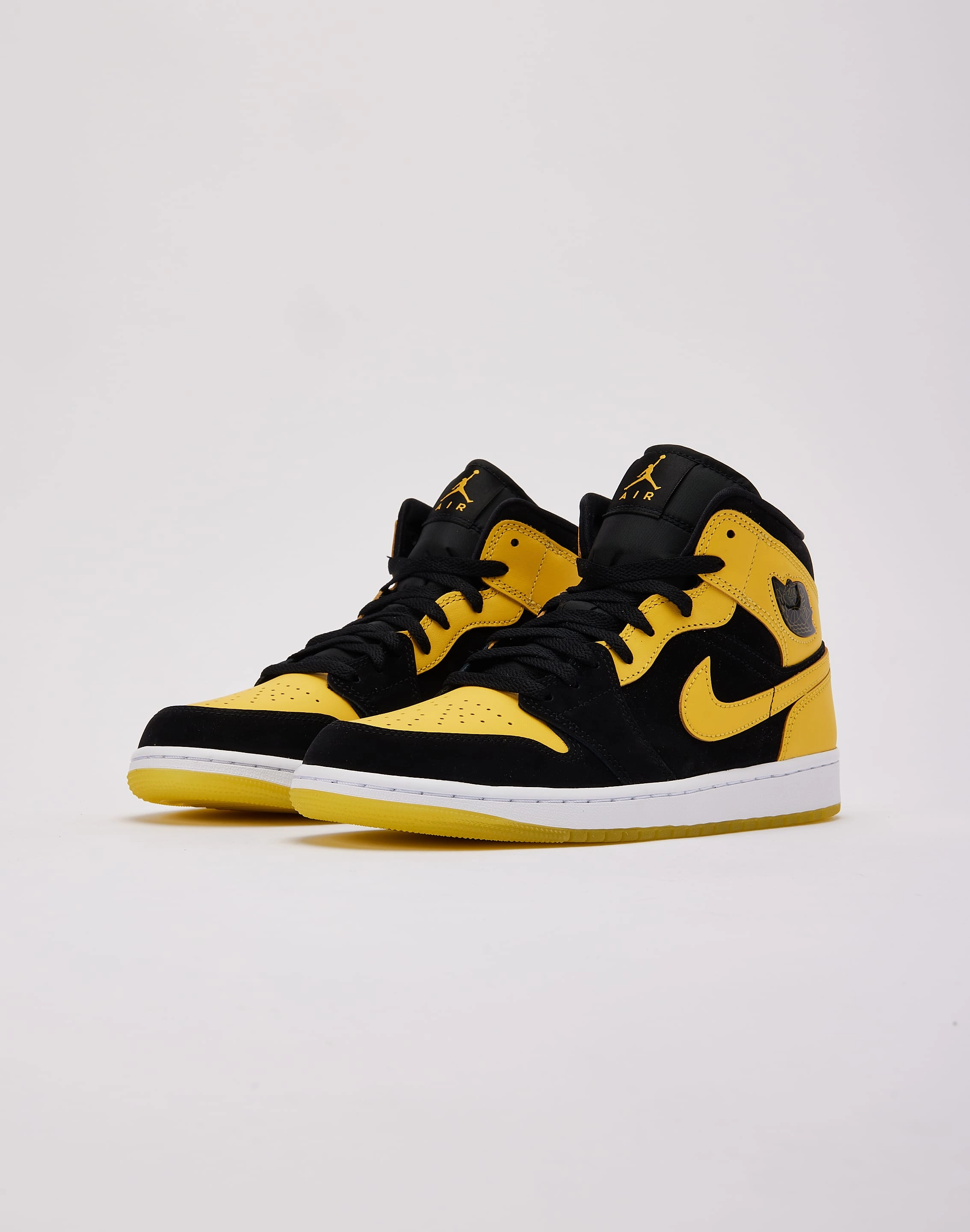 Jordan Air Jordan 1 Mid SE 'New Love' Protective Toe Cap