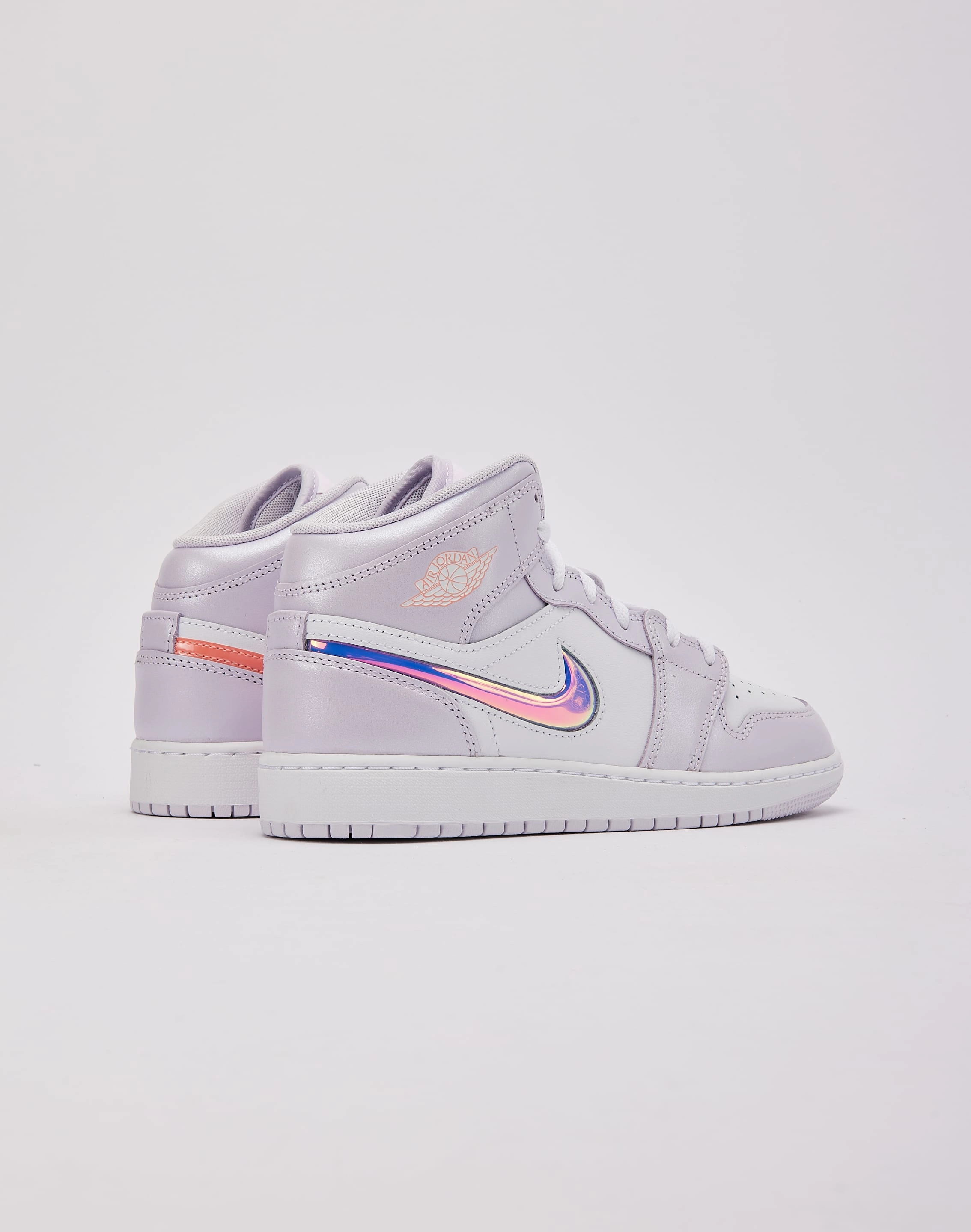 Double Stitched Seams quality - level Jordan Air Jordan 1 Mid SE Grade-School