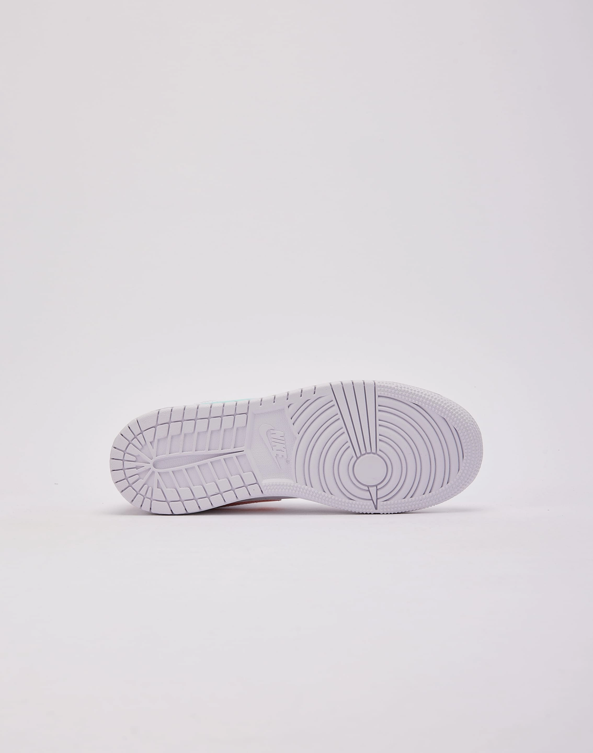 Jordan Air Jordan 1 Mid SE Grade-School Indoor Comfort