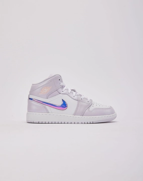 casual - style Jordan Air Jordan 1 Mid SE Grade-School