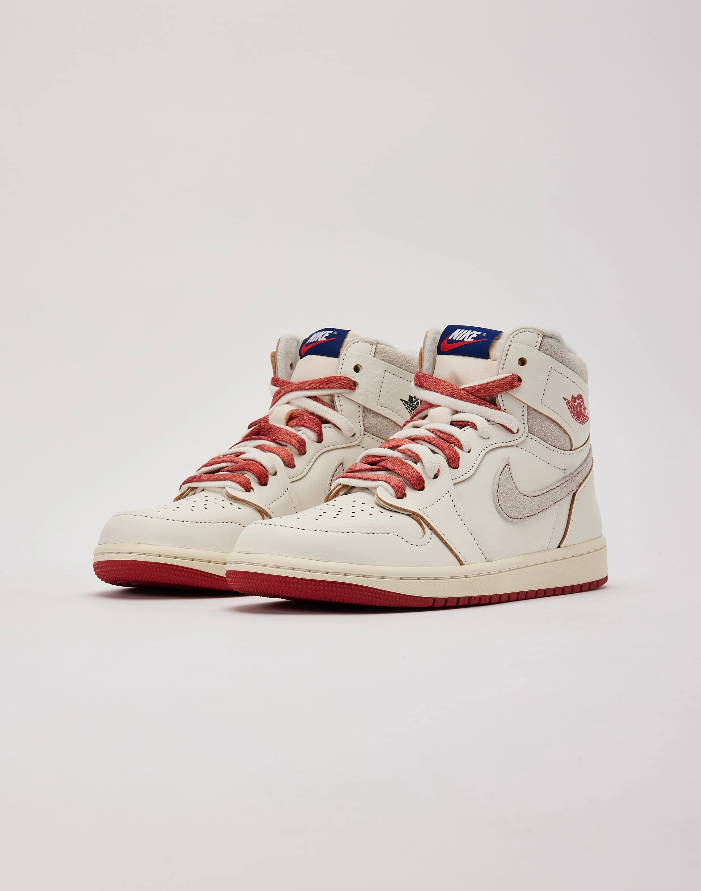 Jordan Air Jordan 1 Retro High OG 'Cinnabar' Designer Sneakers