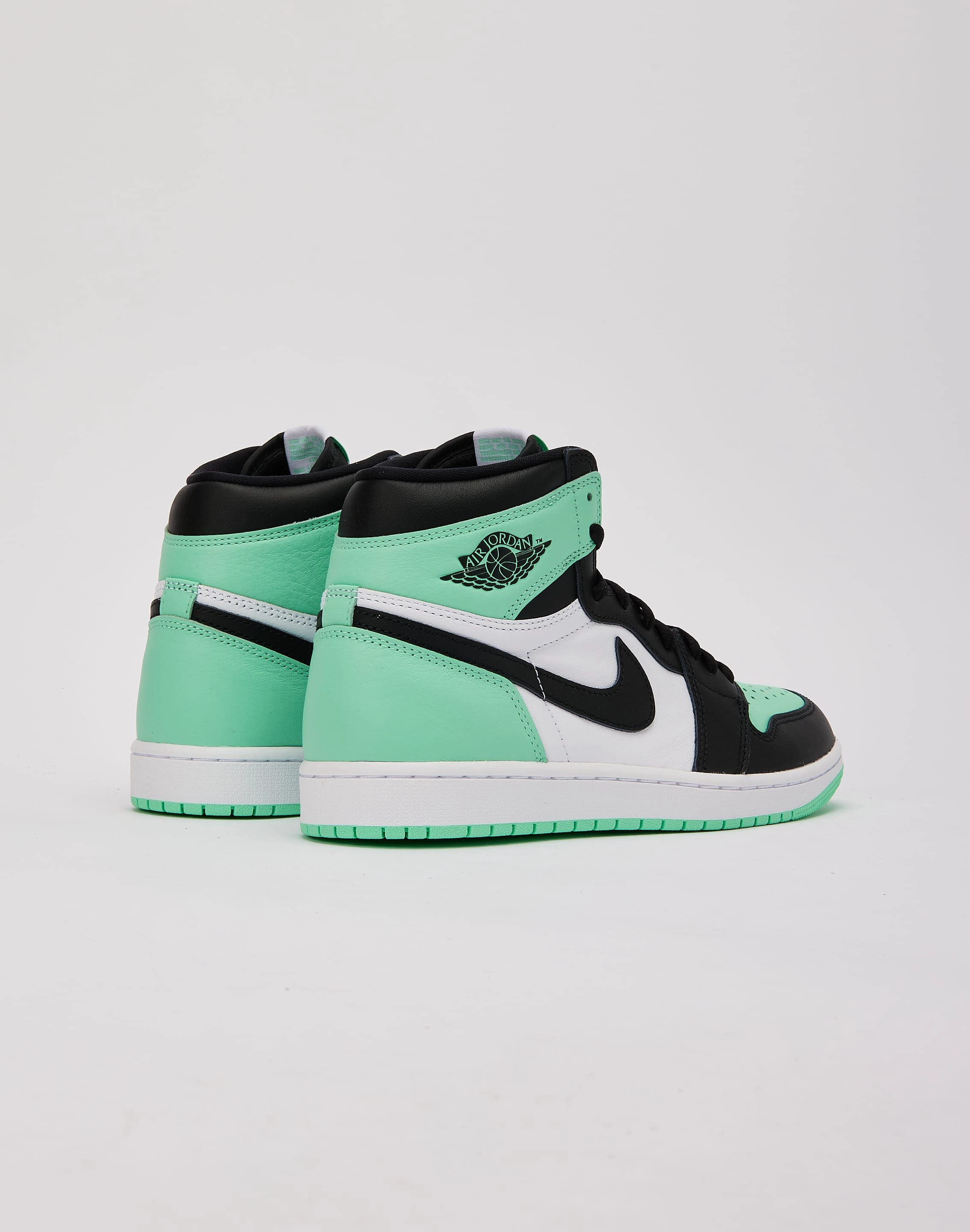 Jordan Air Jordan 1 Retro High OG 'Green Glow' breathable user