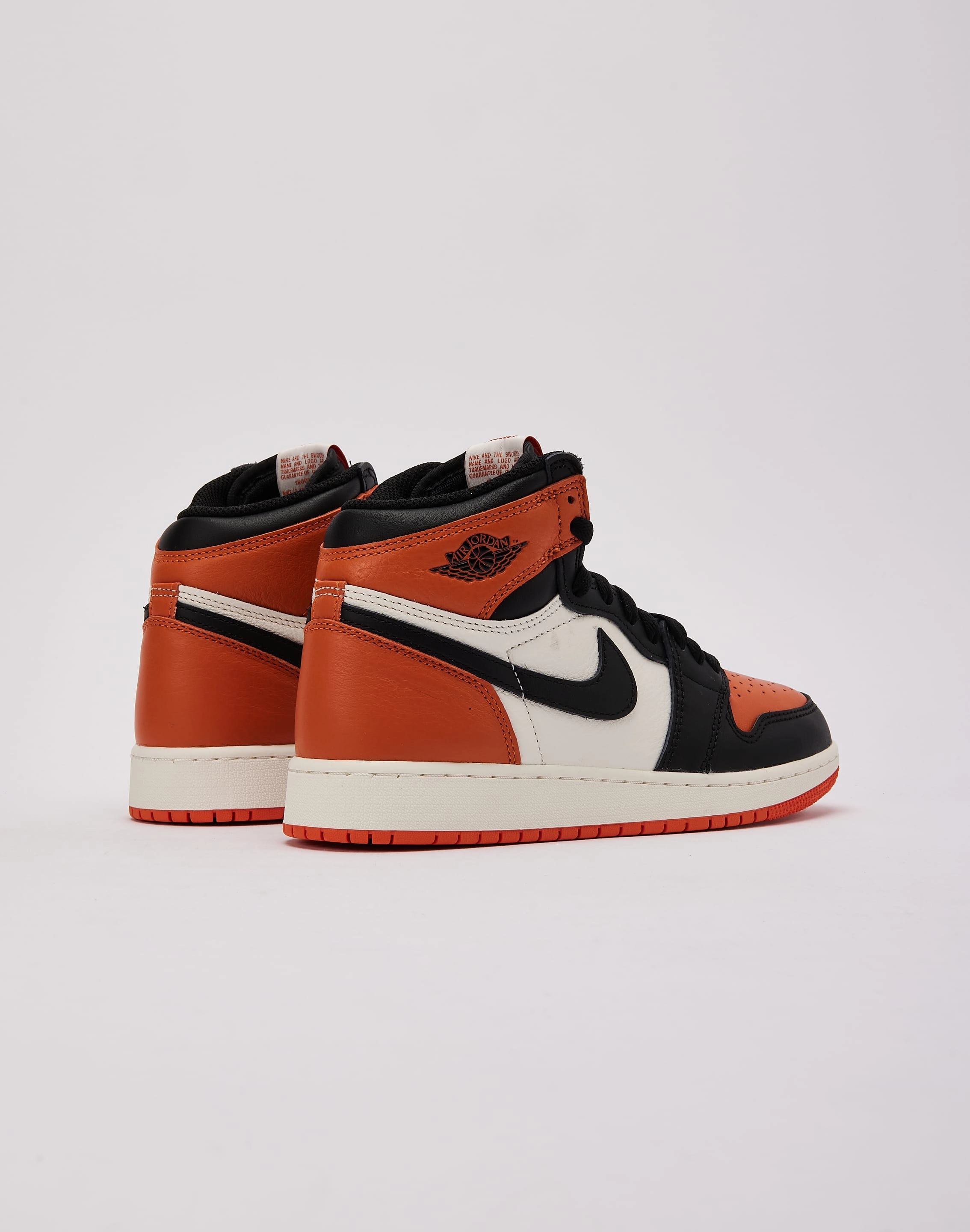 Responsive Movement Jordan Air Jordan 1 Retro High OG 'Shattered Backboard' Grade-School