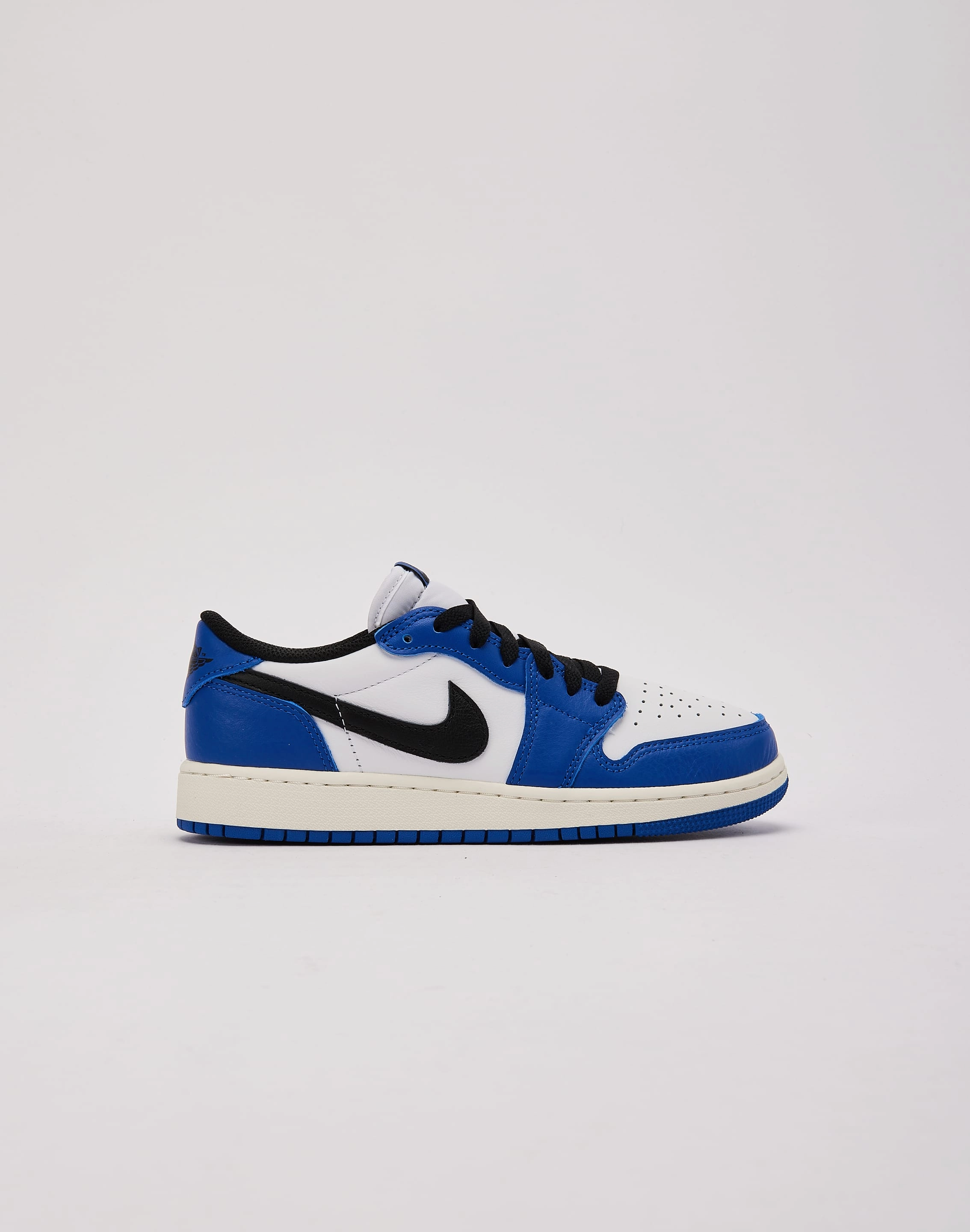 Ergonomic Shape Roomy Toe Box Jordan Air Jordan 1 Retro Low OG 'Game Royal' Grade-School