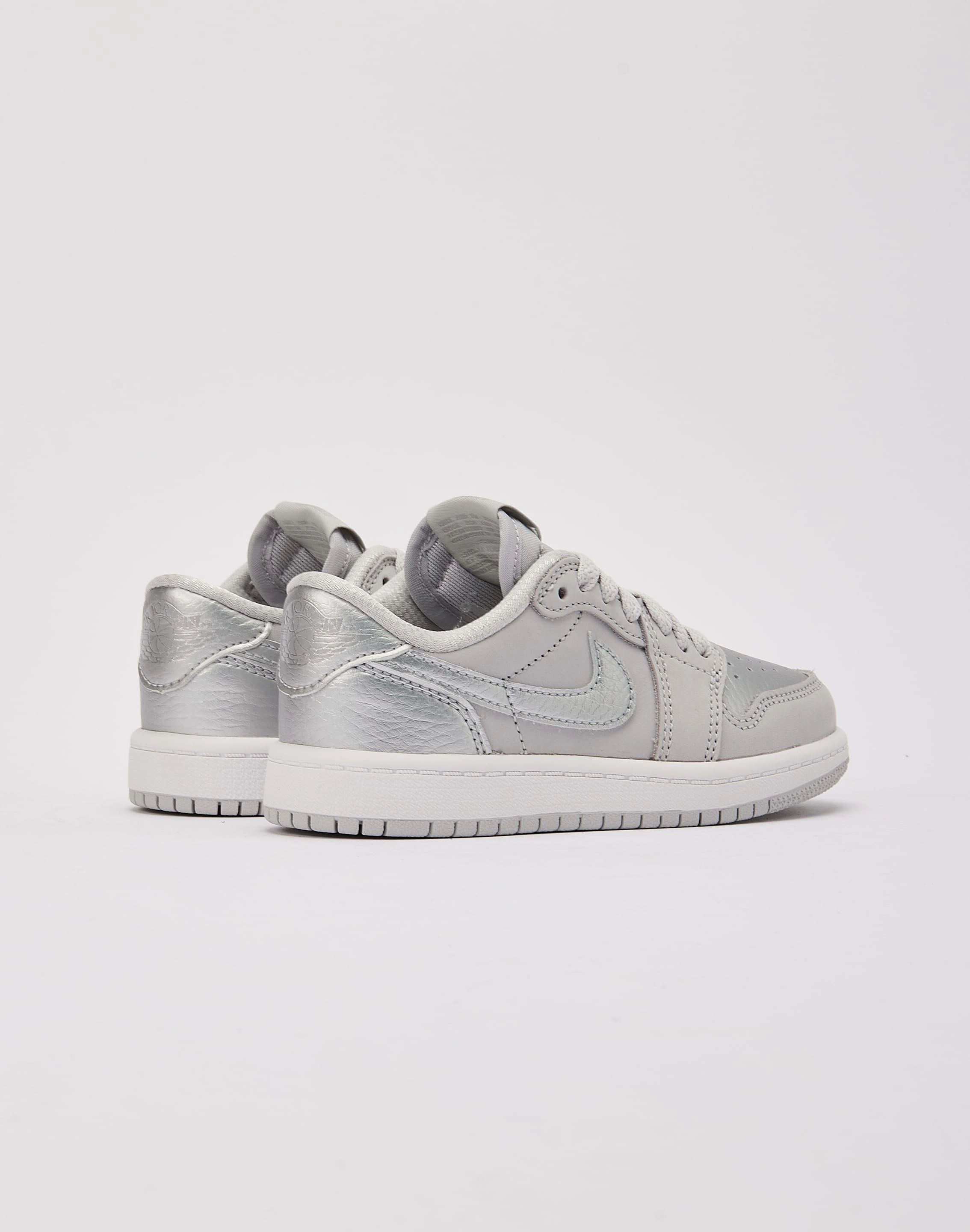 Jordan Air Jordan 1 Retro Low OG 'Metallic Silver' Pre-School Modern