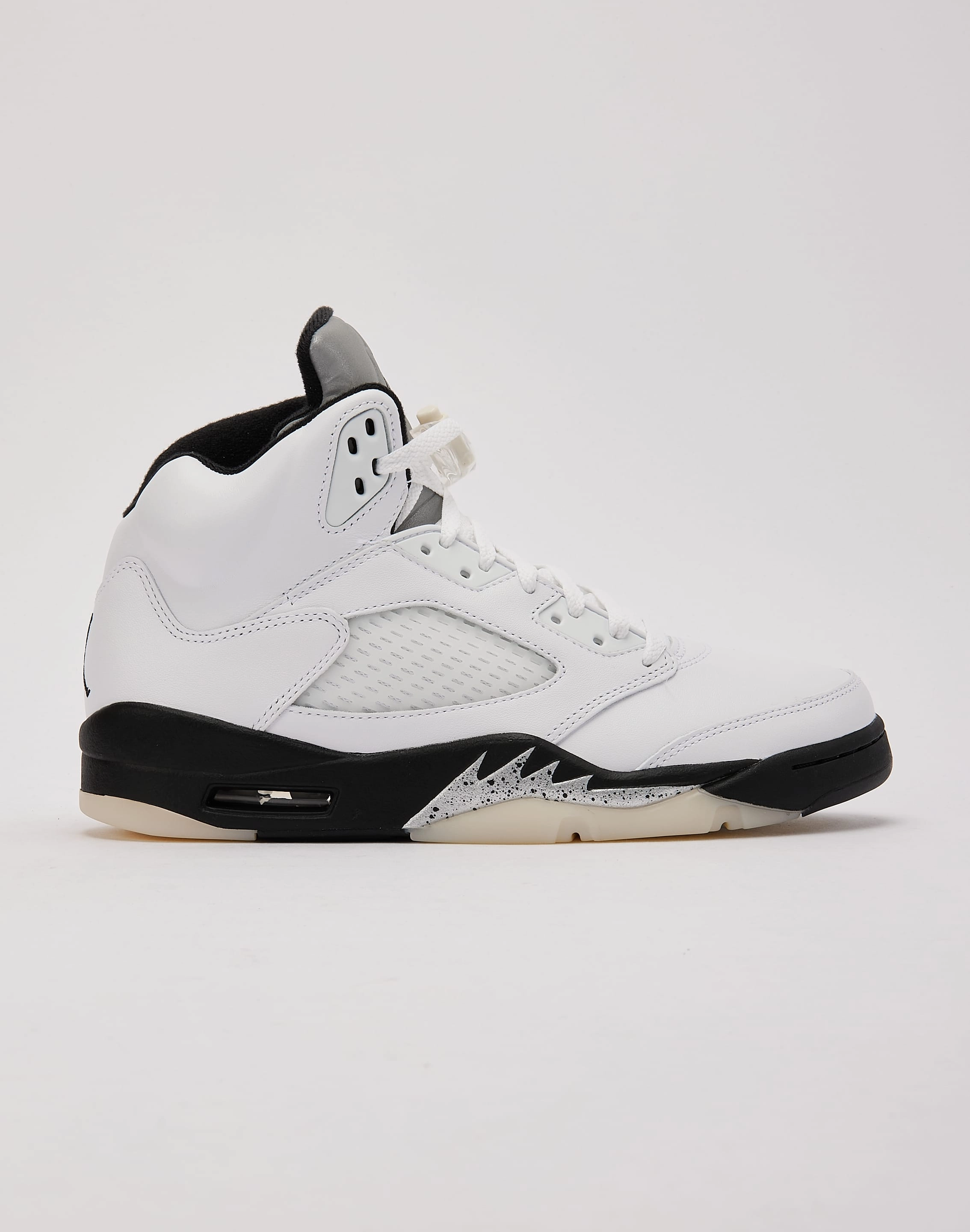 Jordan Air Jordan 5 Retro 'White and Black' Effortless support