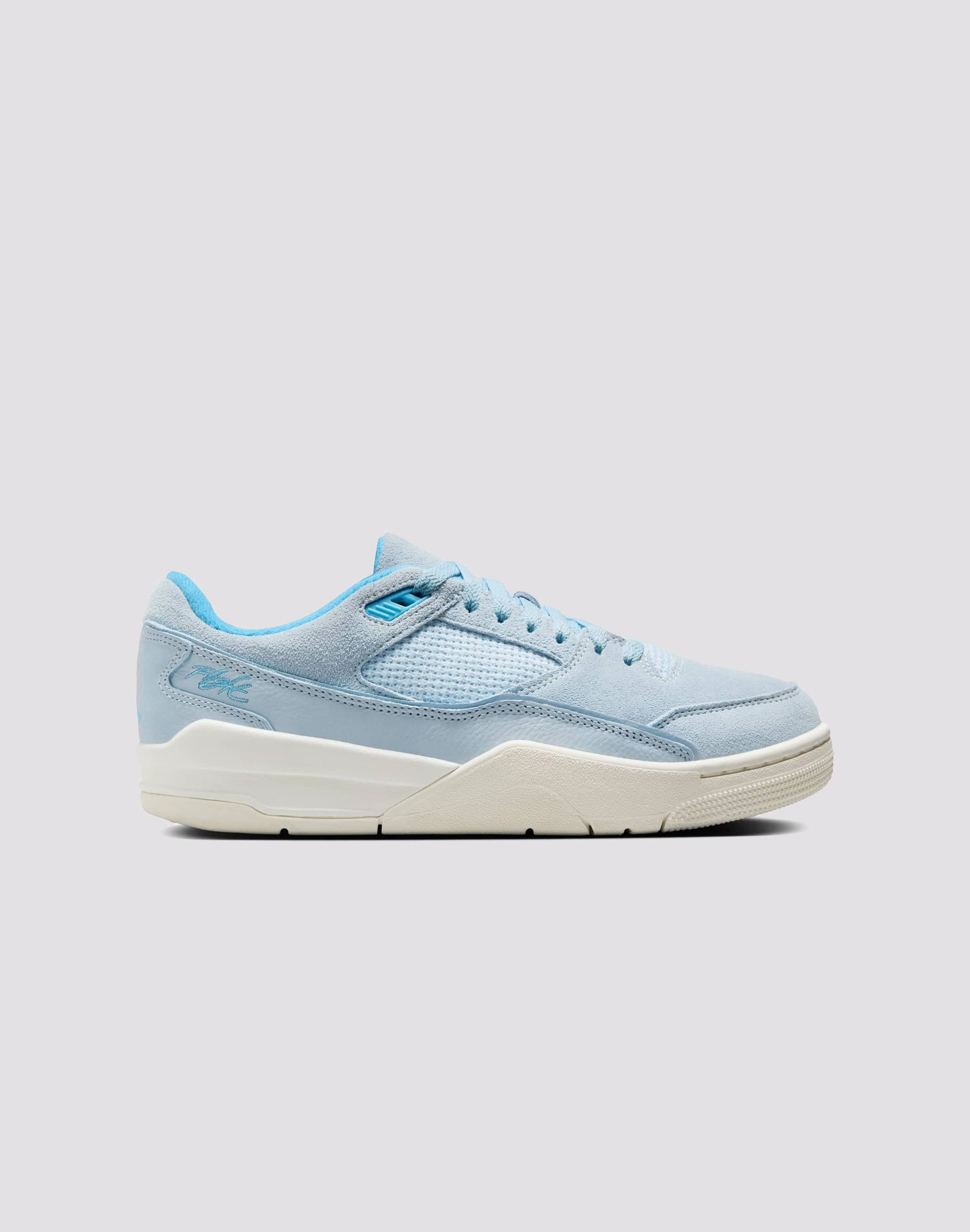 Jordan Flight Court "Hydrogen Blue/University Blue/Sail" Flexible Fit Air Circulation Tech