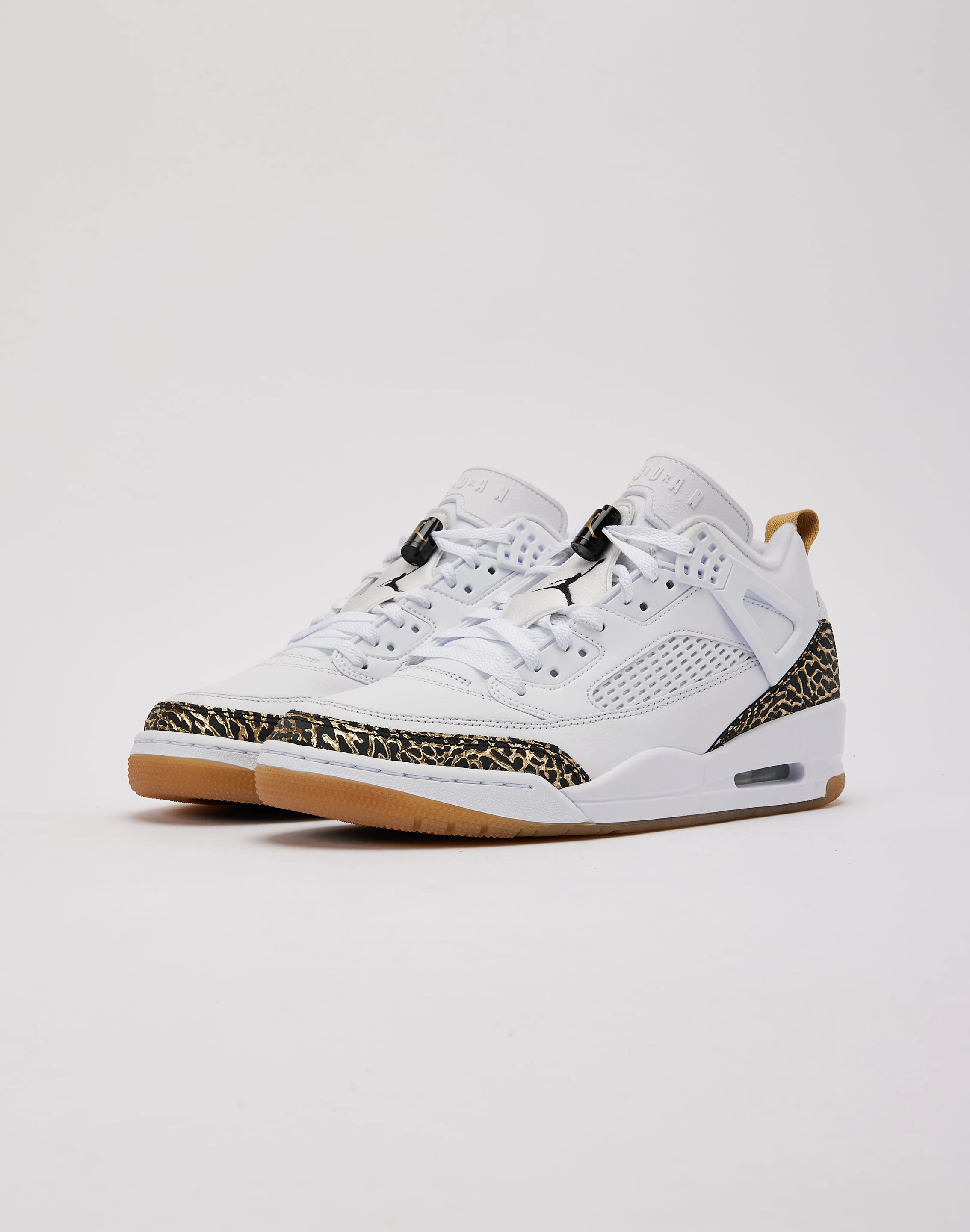Modern Cushioning Air Circulation Channels Jordan Spizike Low