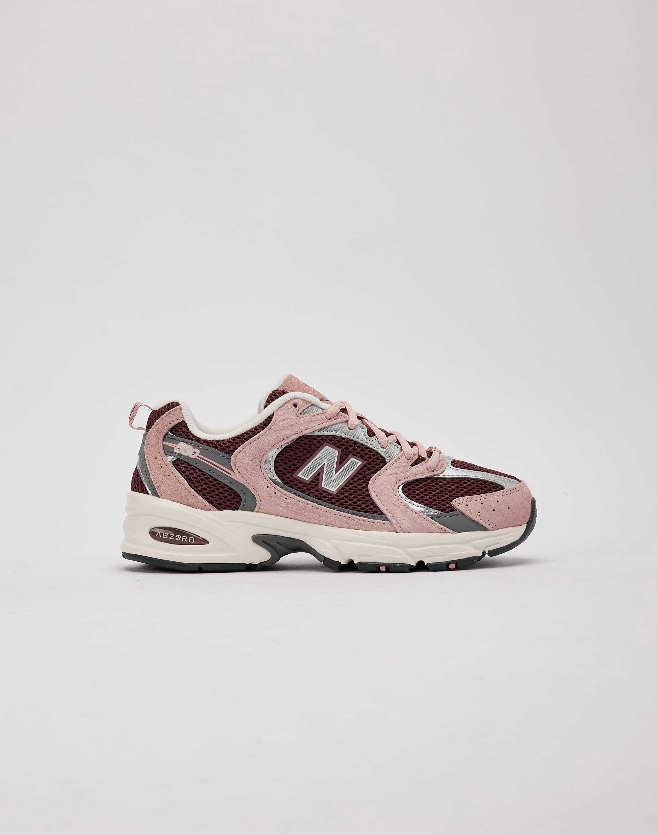 New Balance 530 Grade-School Abrasion resistant All-day style