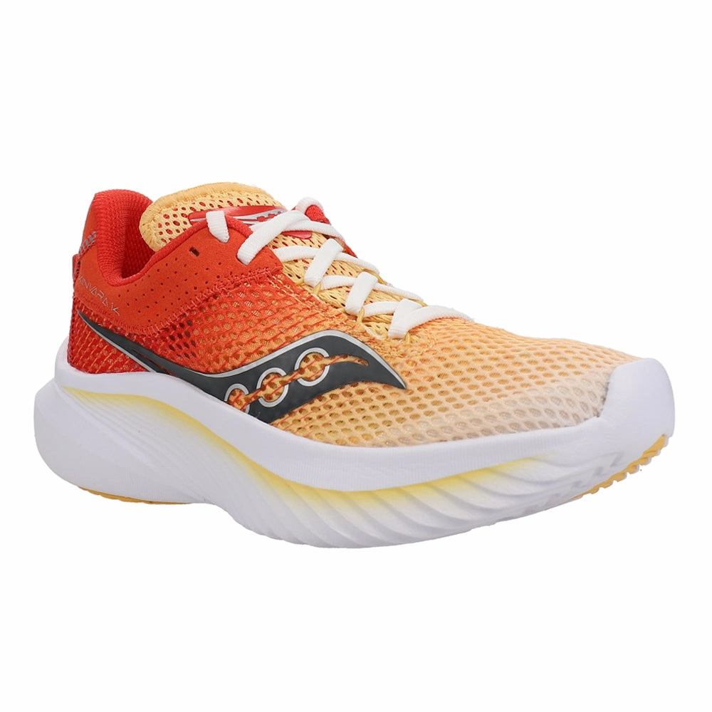 Kinvara 14 Running Shoes combat boots Distinctive materials