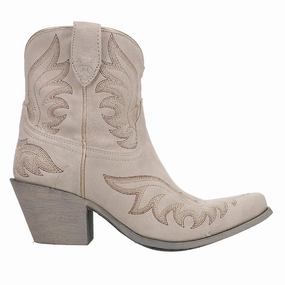 Chandler Embroidered Pointed Toe Pull On Cowboy Booties Slip On Style