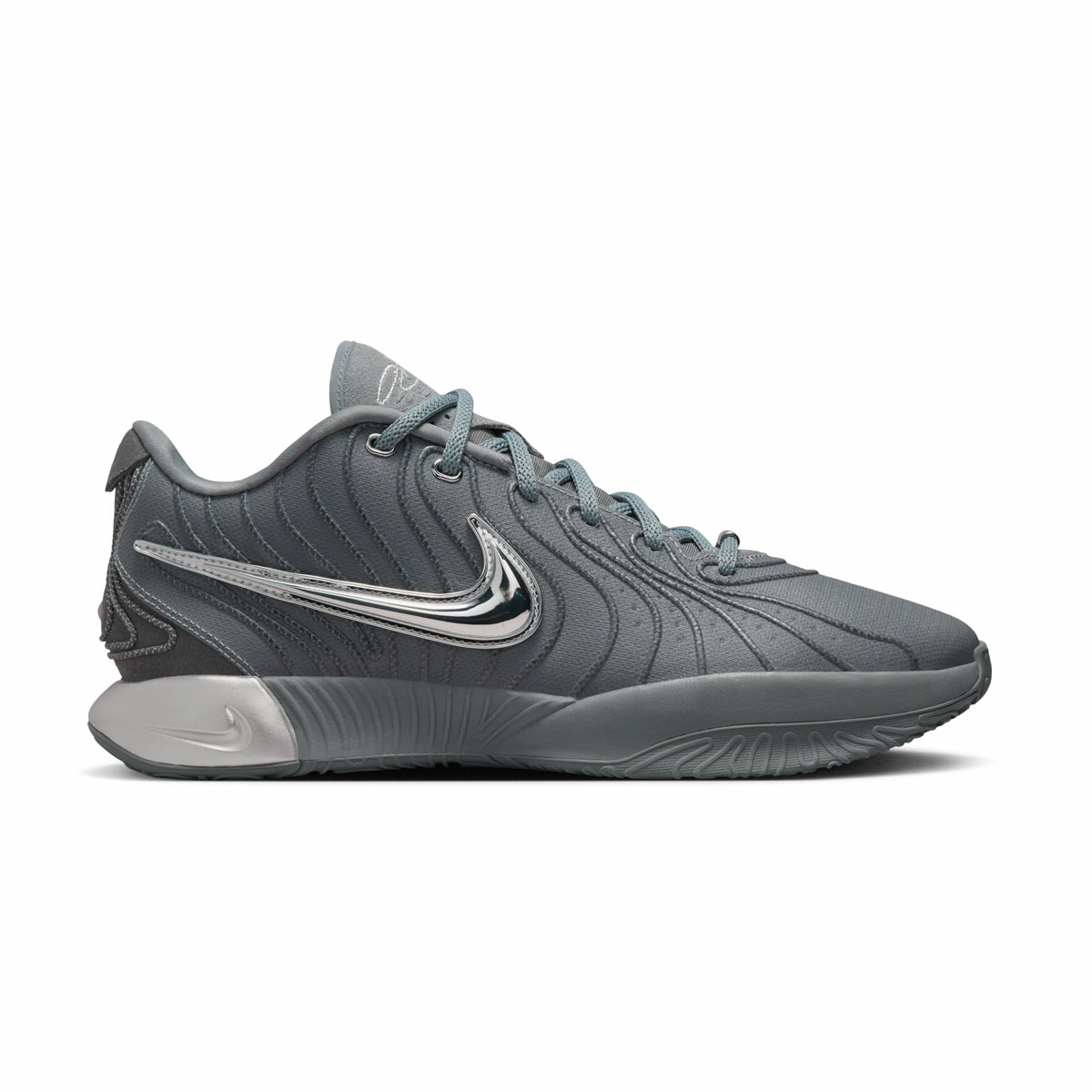 football - style seductive Lebron XXI EP 'Cool Grey'