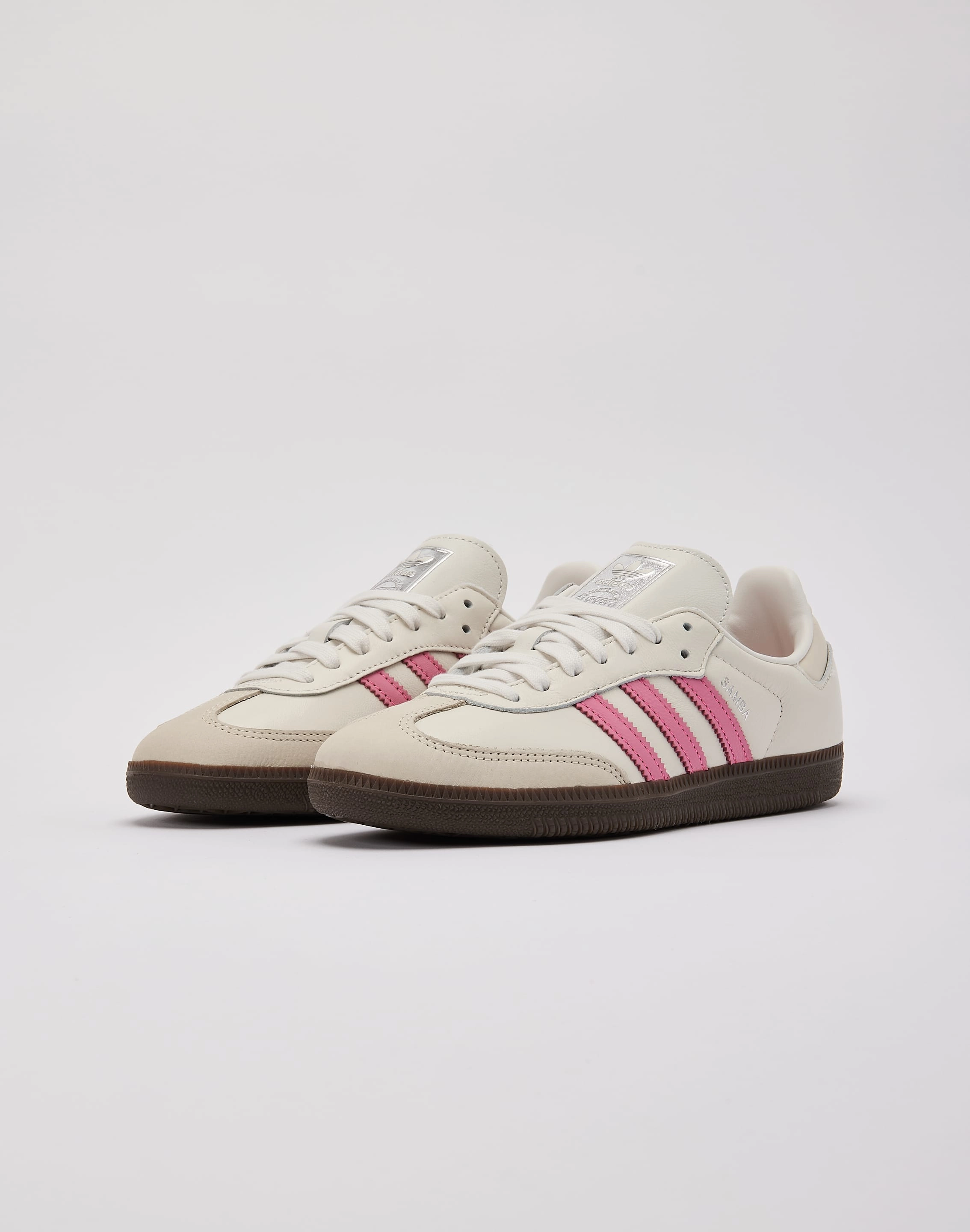 Adidas Samba OG Iconic look