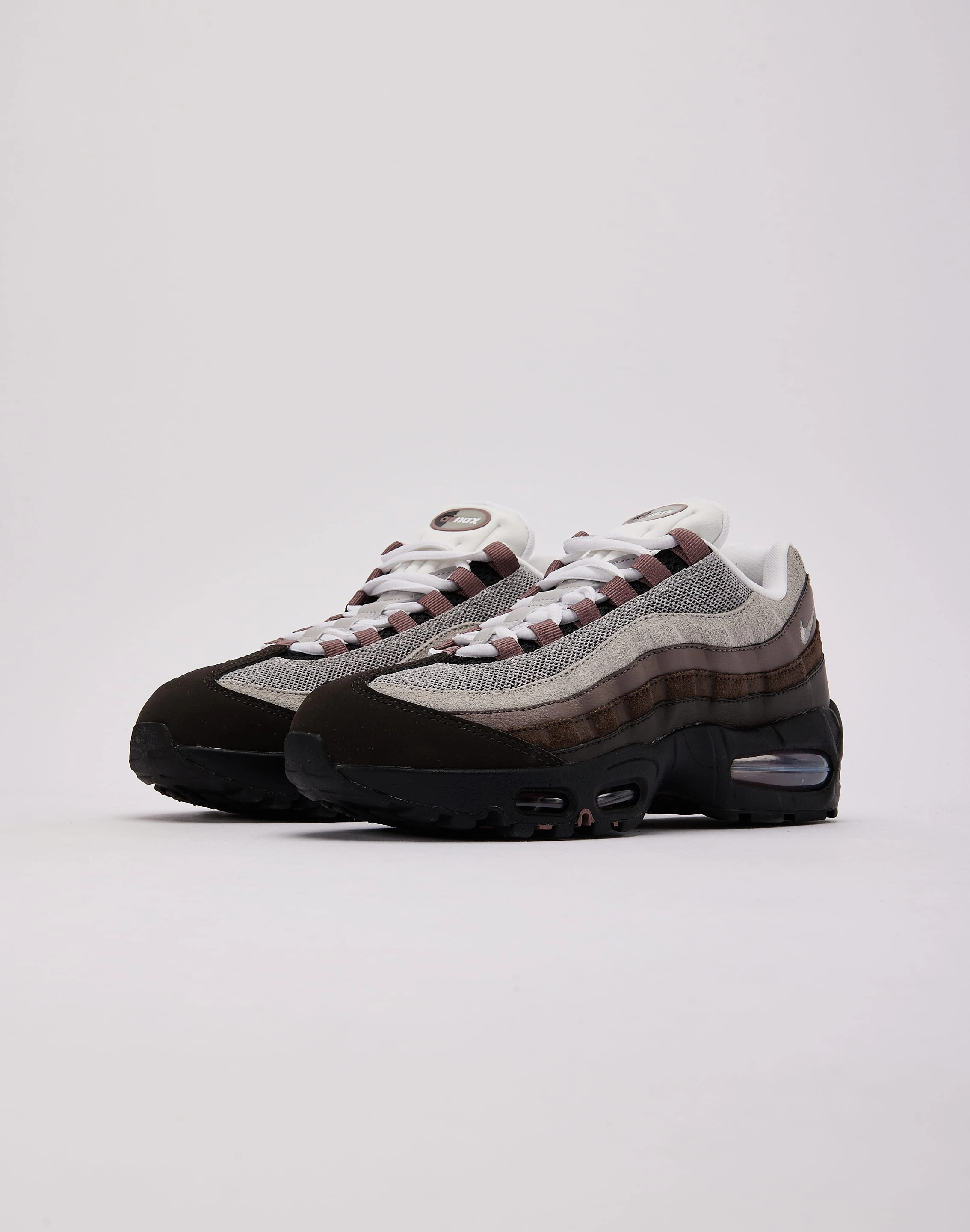 Airflow Ventilation Ports running in track and field meets shoes Nike Air Max 95