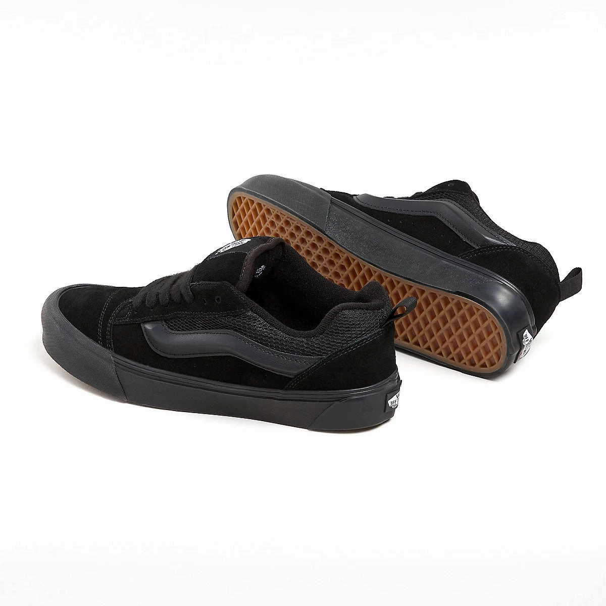 cyclists' Knu Skool 'Triple Black'