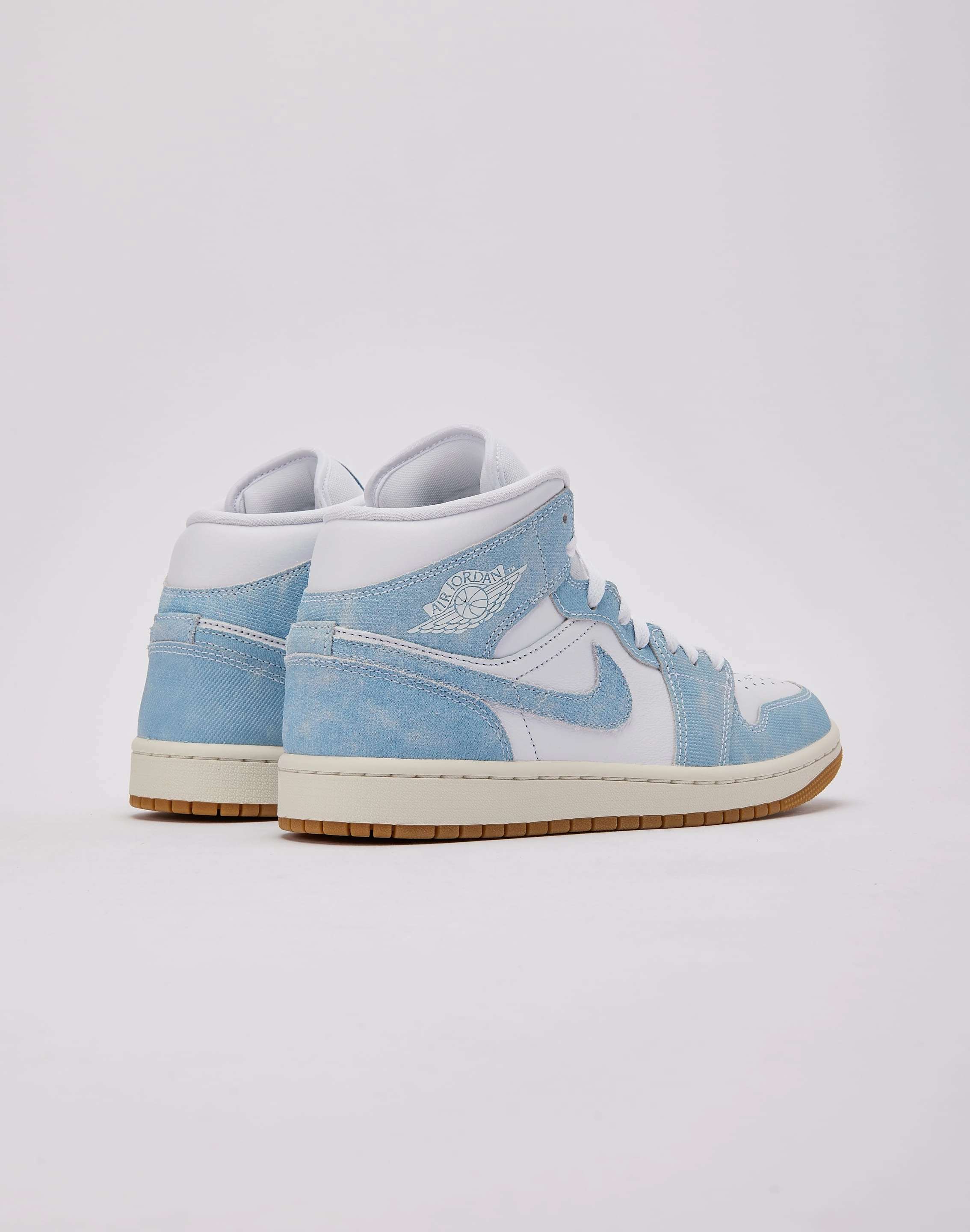 Jordan Air Jordan 1 Mid SE Thermal regulation traveler