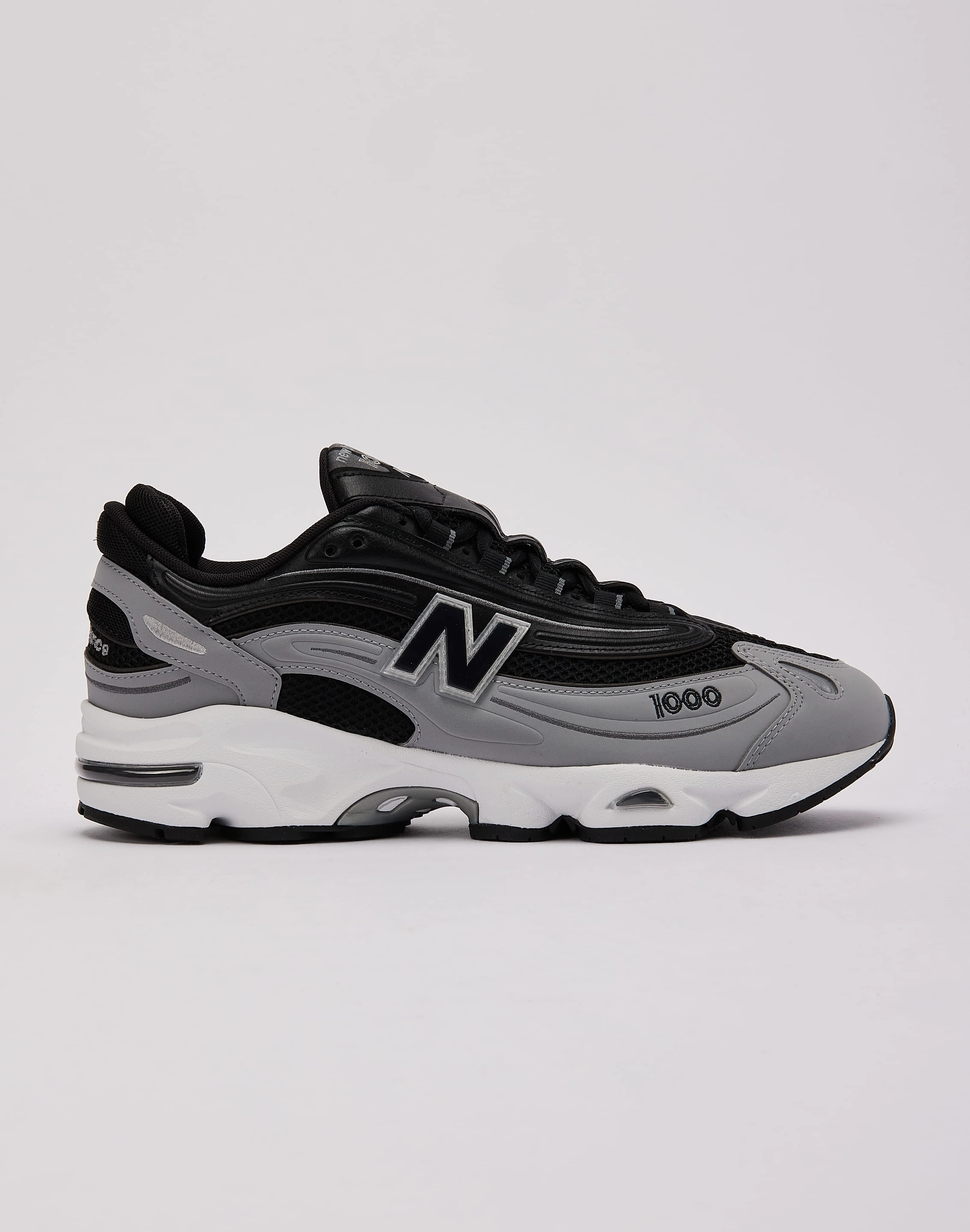 New Balance 1000 Breathable knit Rollbar technology
