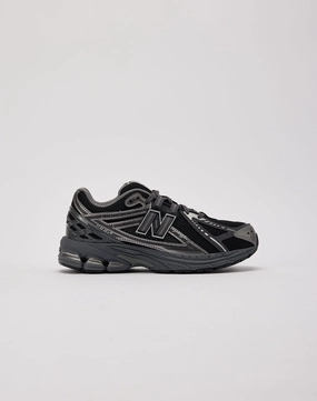 New Balance 1906R Grade-School Shock - absorbing midsole Elite Design