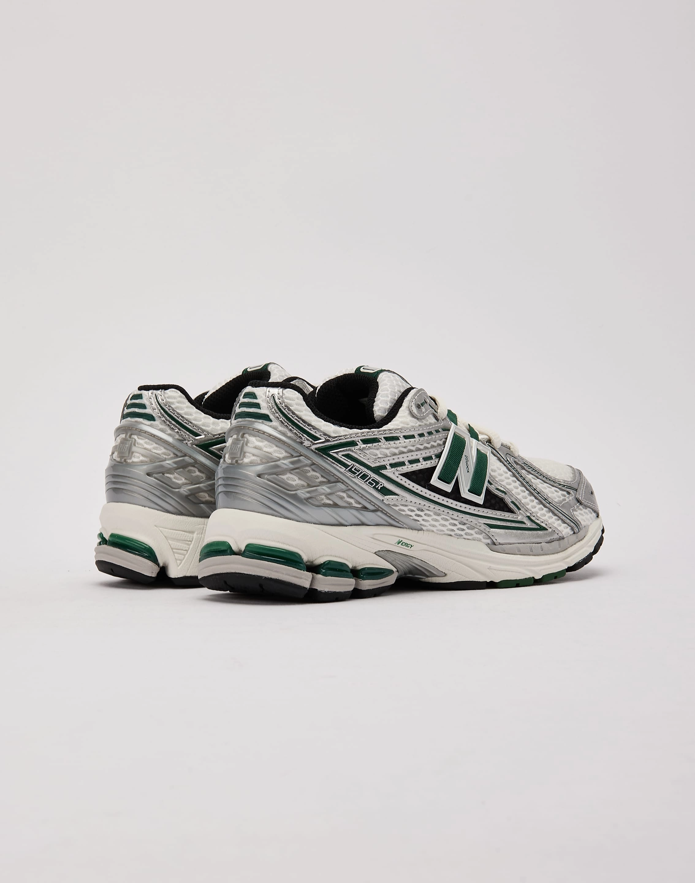 New Balance 1906R Grade-School synthetic sole