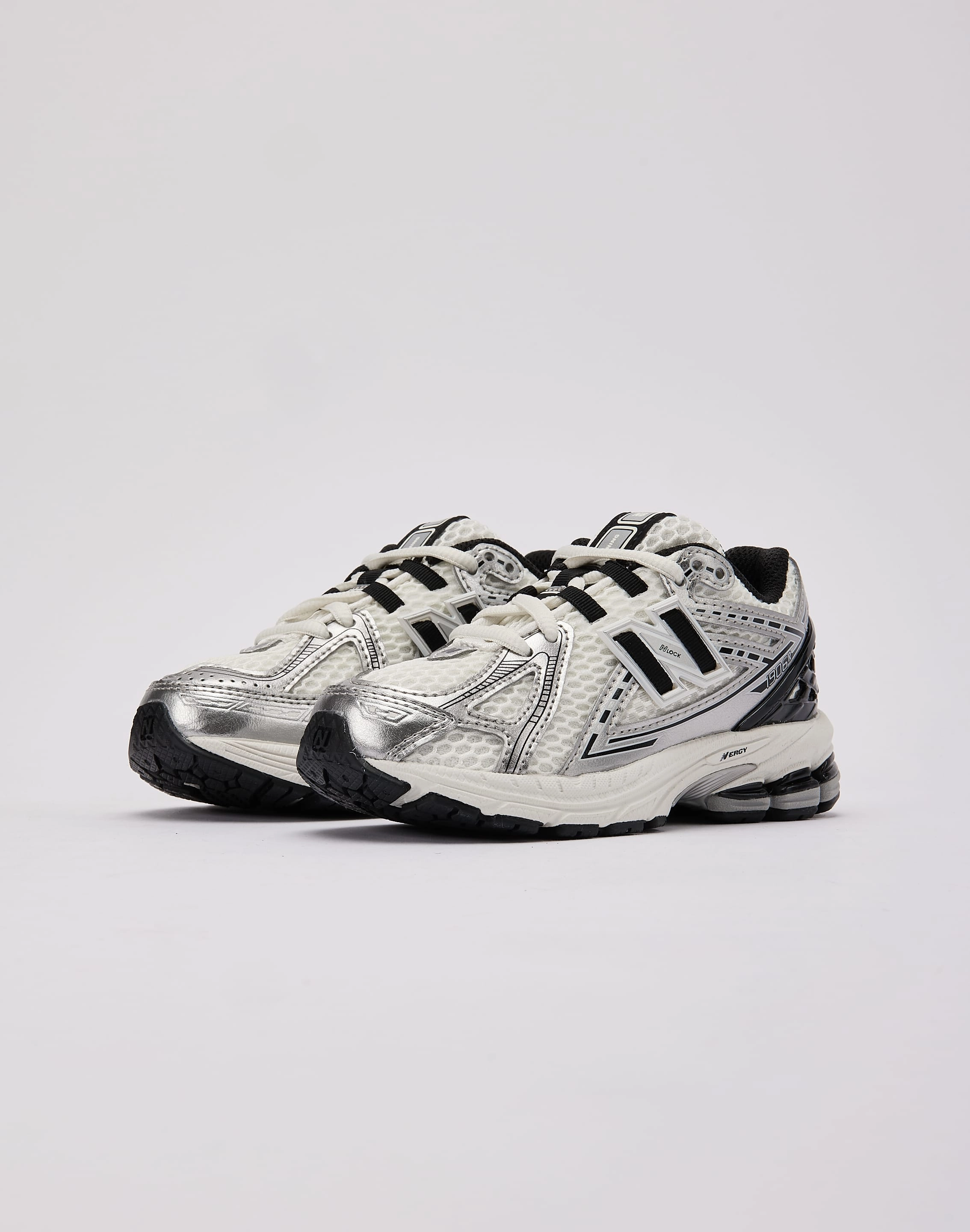 New Balance 1906R Pre-School Shock-absorbent cushioning