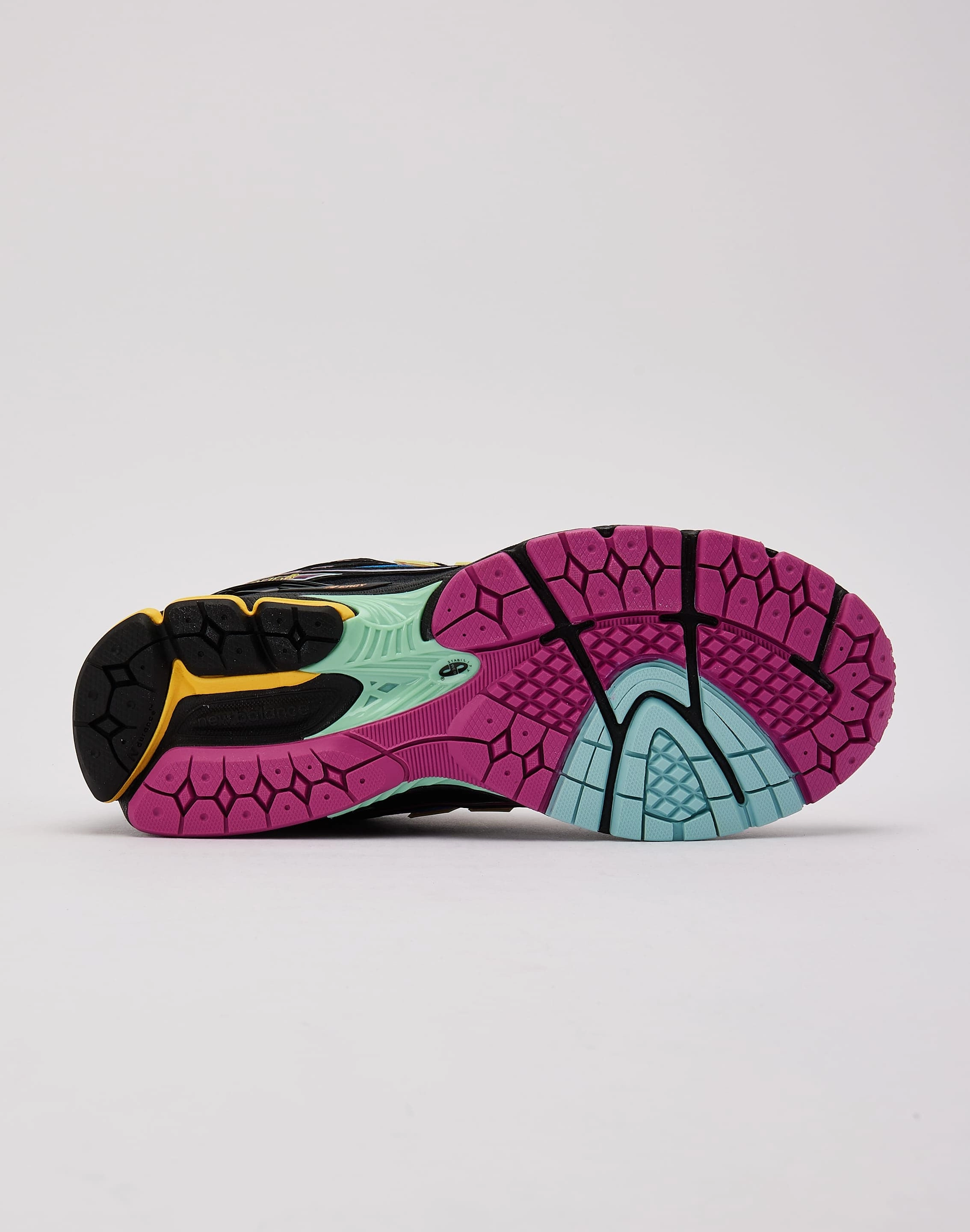 Exceptional New Balance 1906R