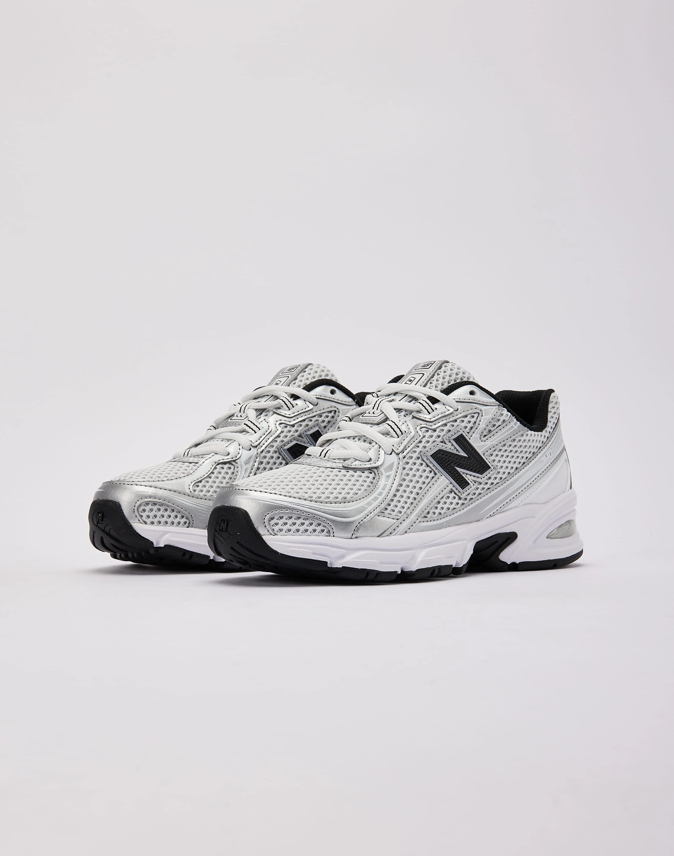 Shock Diffusing Office New Balance 740 Grade-School