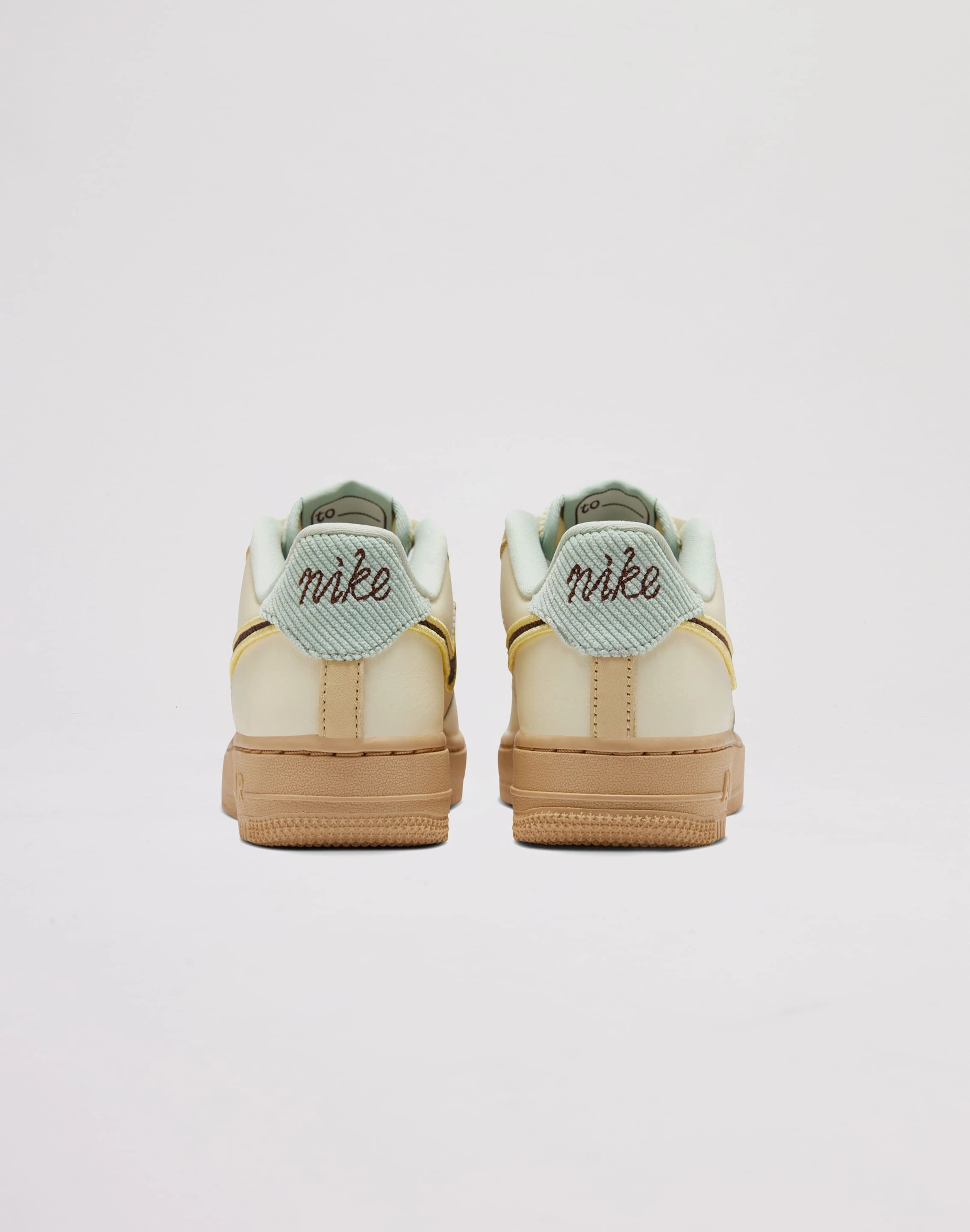 Nike Air Force 1 LV8 Pre-School Kids' boots