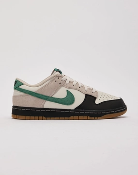 Nike Dunk Low absorbing Flexible Midsole Cushioning