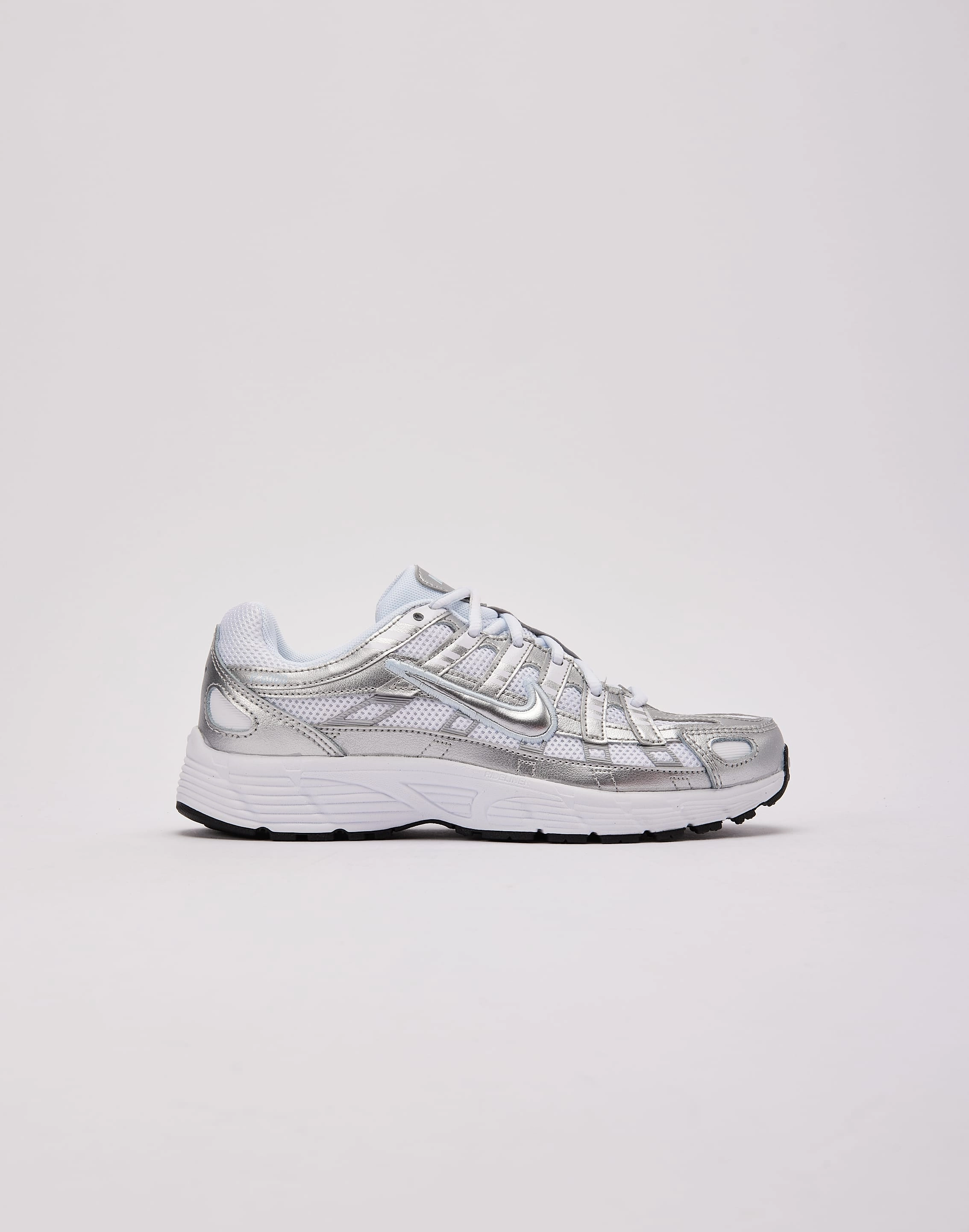 Kids' casual shoes Nike P-6000 Grade-School