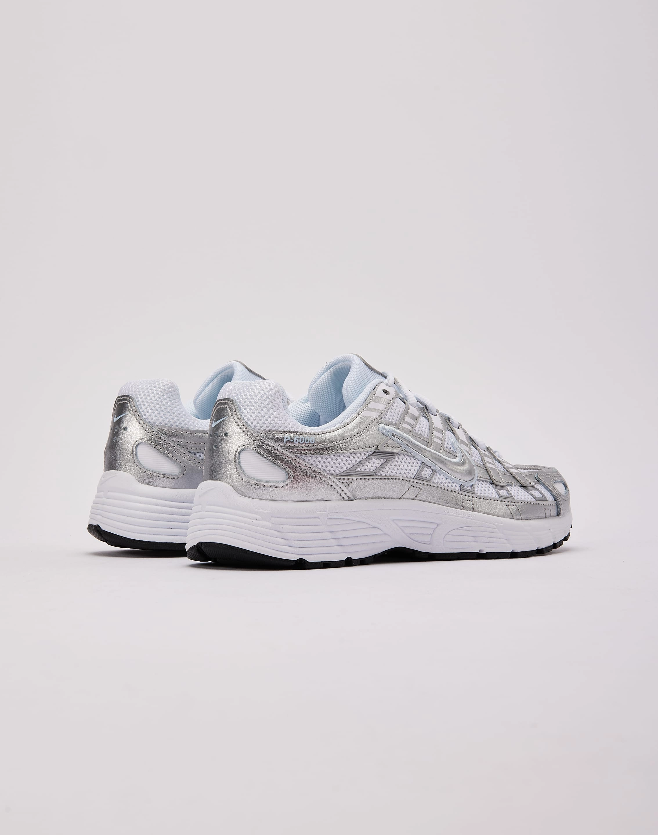 Nike P-6000 Grade-School Cushioned heel