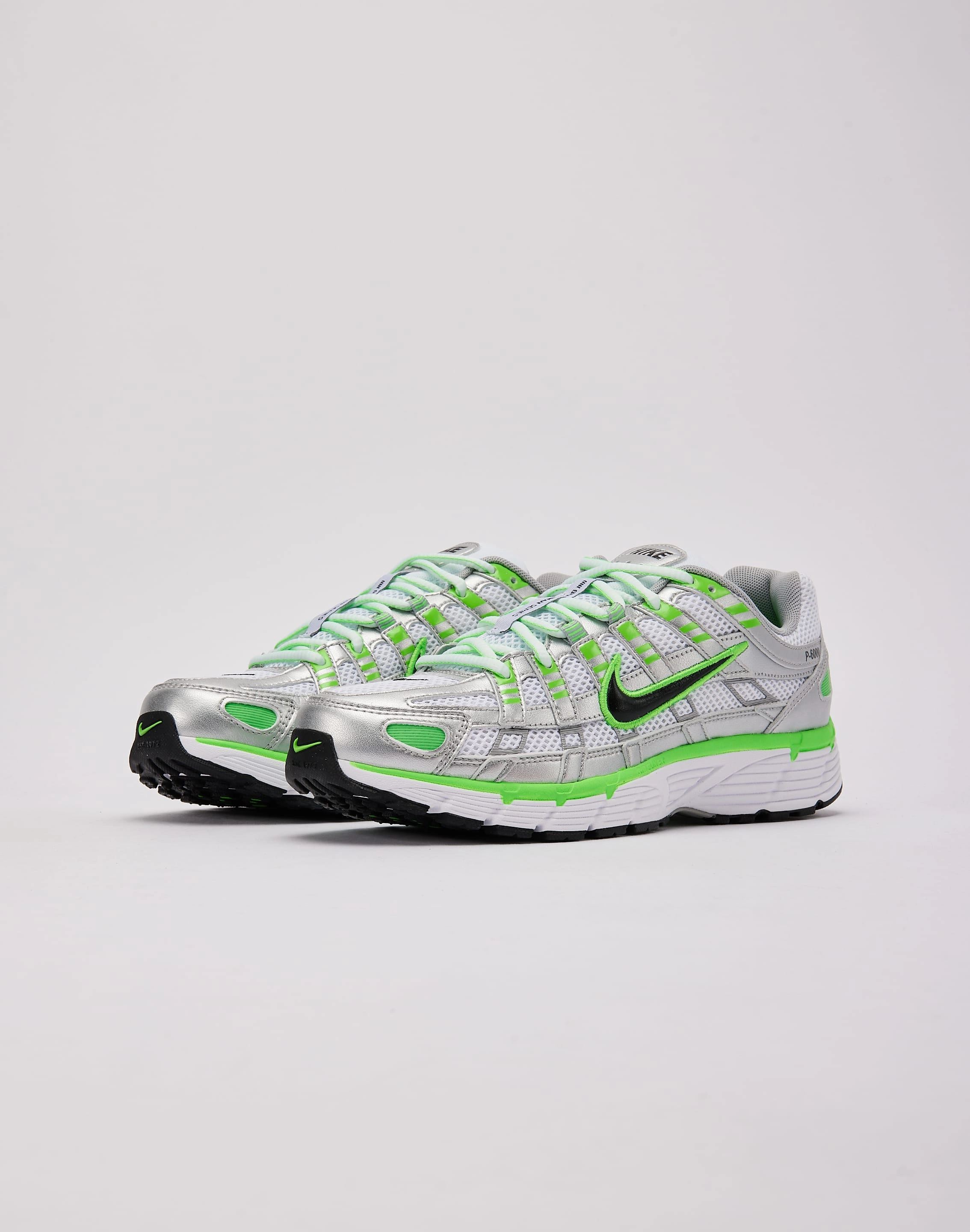 minimalist shoes Nike P-6000 SE