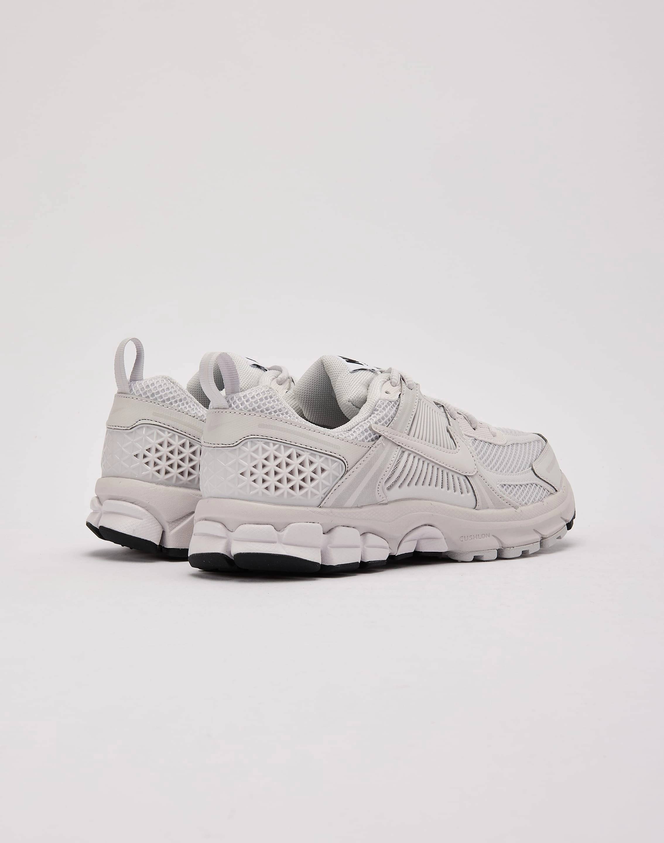 Nike Zoom Vomero 5 Grade-School fall footwear assortments