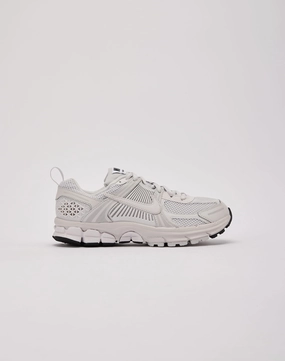 Nike Zoom Vomero 5 Grade-School Ventilated Lining Distinctive chic